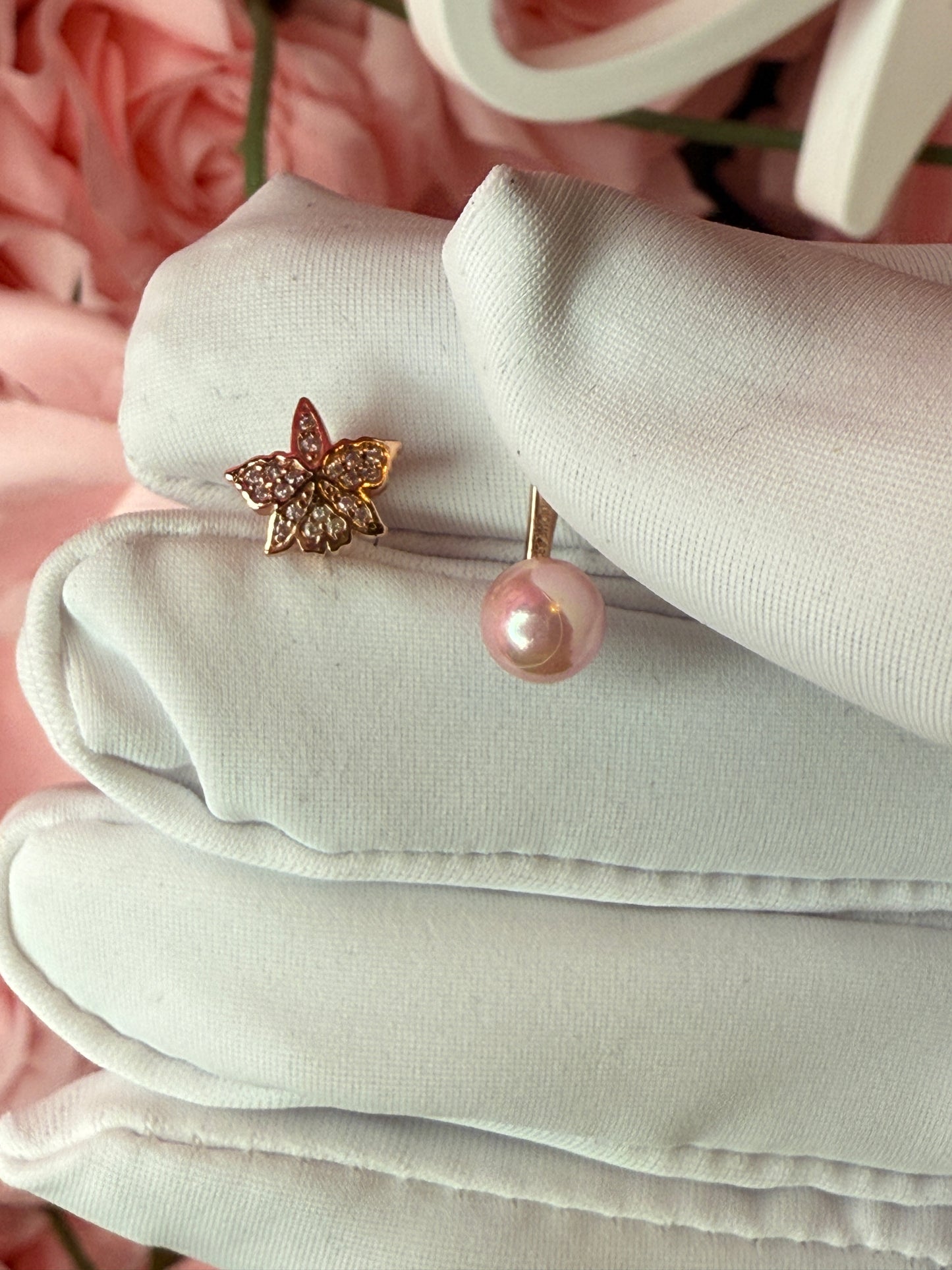 Signature Pink Zircon Cattleya Earring, Rose Pearl Jacket : 18k Rose Gold Rose Pearl