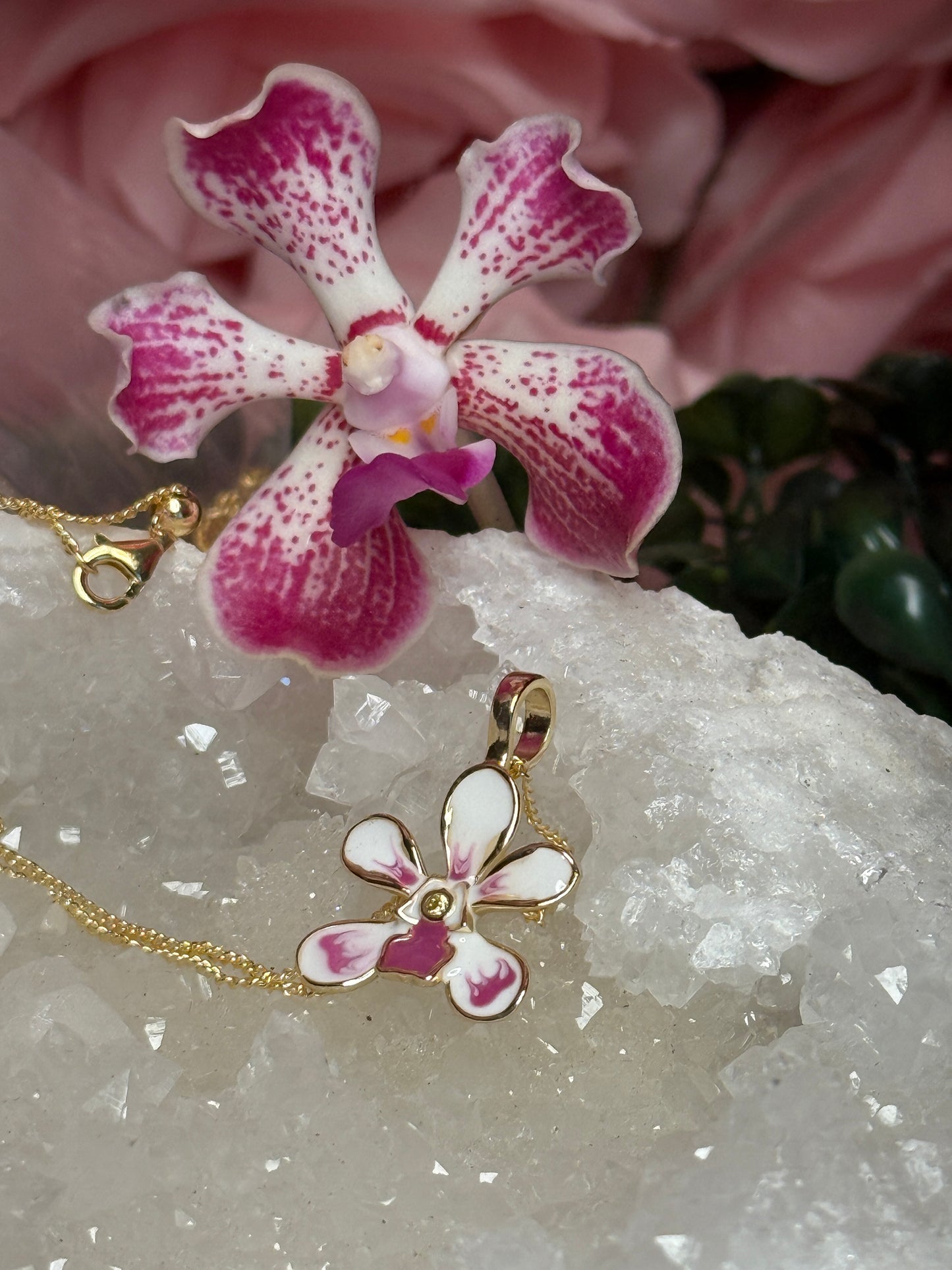 Vanda Loke-inspired Orchid Vanda Flower Pendant Jewelry