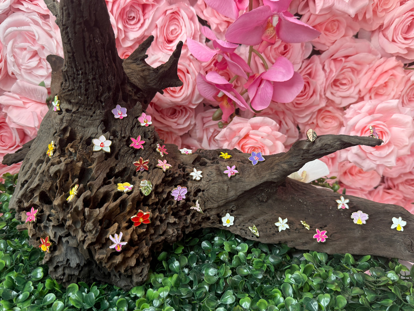 Mini Violecea - inspired Orchid Flower Enamel Pin