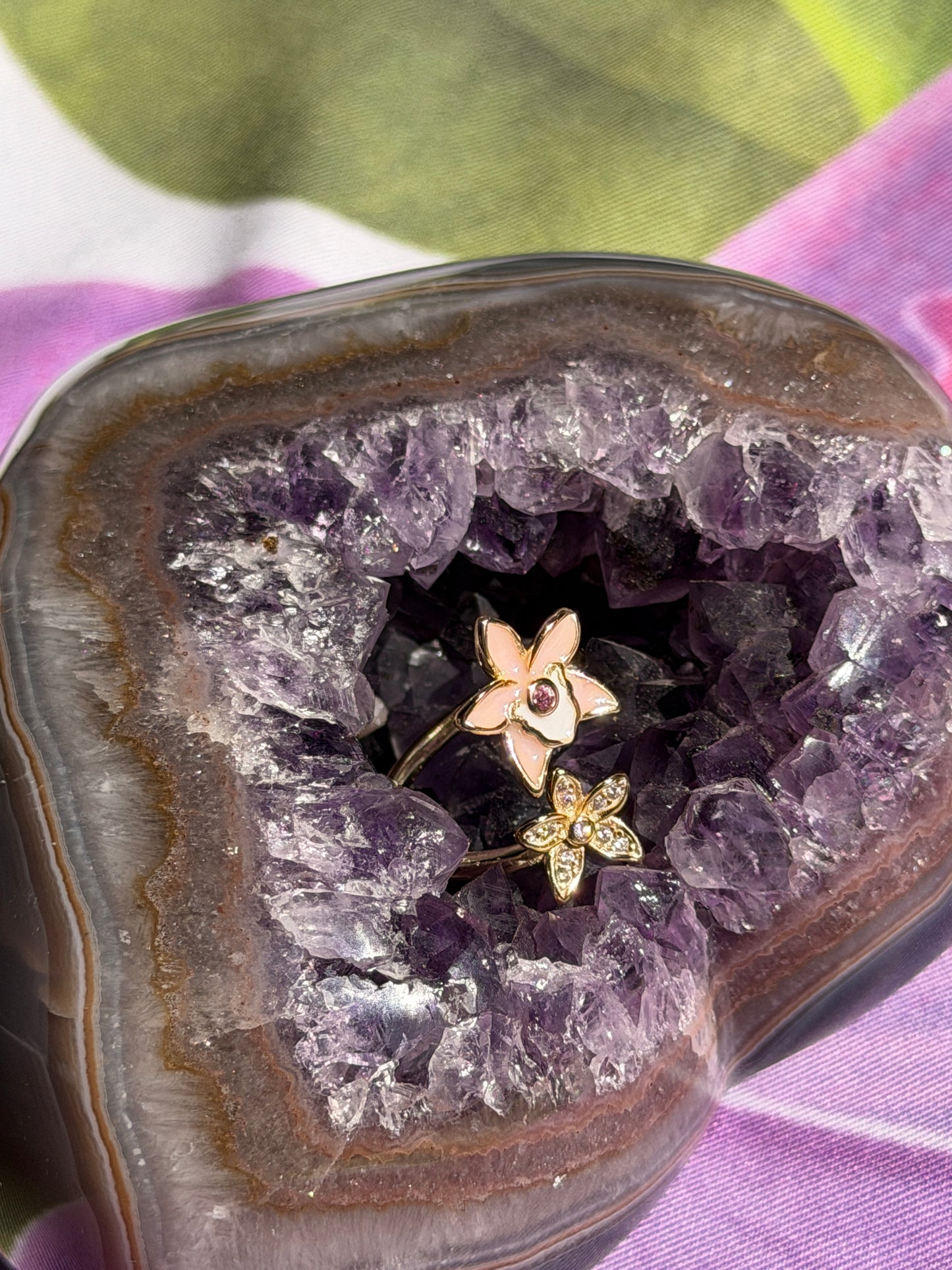 Soul-mate Collection: Pink-White Cattleya Orchid Flower Ring • Joyería de Orquídeas - Orchidique