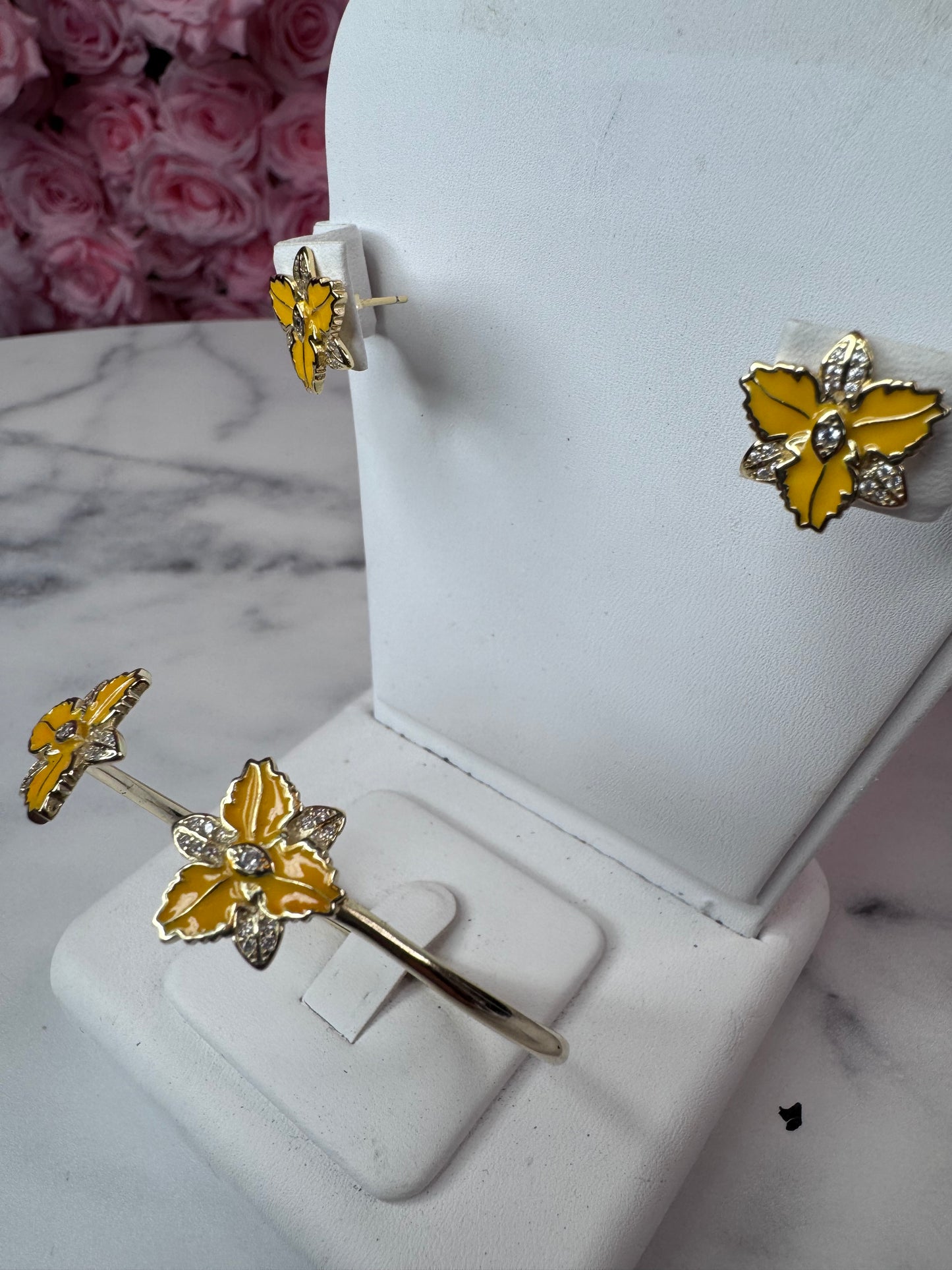 First Edition Cattleya Orchid Flower Bangle Bracelet and Earring Set - Orchidique