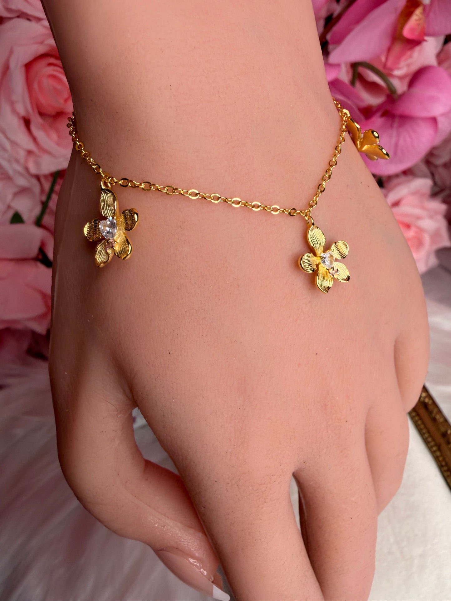 Vanda Loke Triple Orchid Bracelet : Gold Plated - Orchidique
