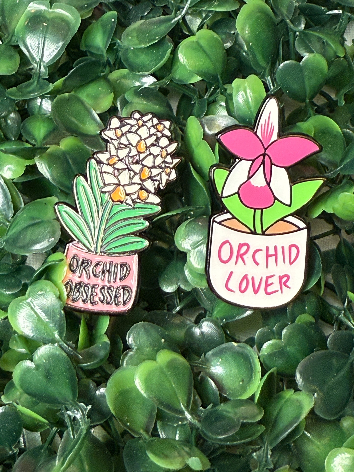 Dendrobium Thyrsiflorum-inpsired Orchid Flower Enamel Pin