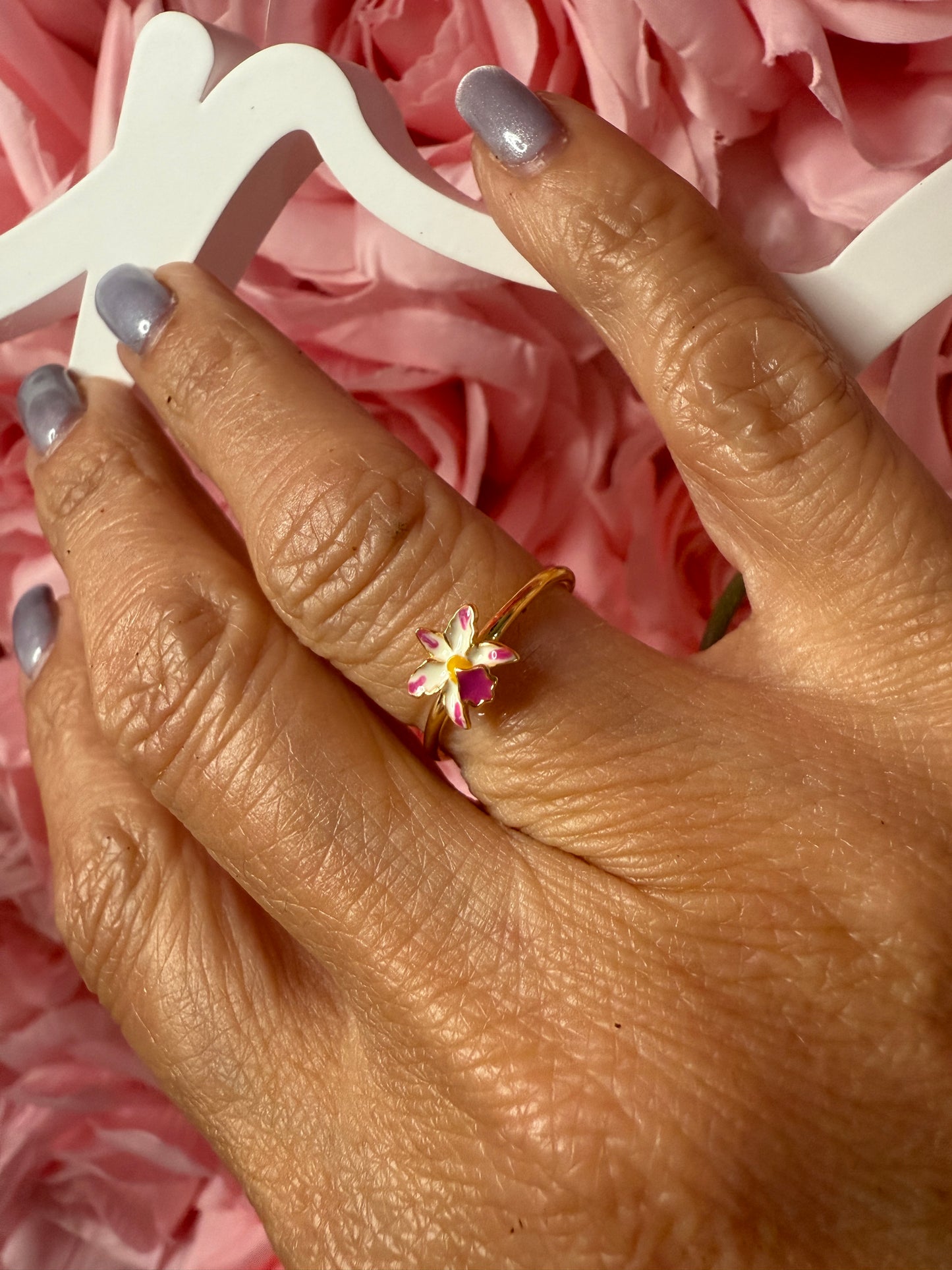 La Colombiana Inspired Collection: Cattleya trianae Cuencanita x Morlaquita Splash Orchid Jewelry Set