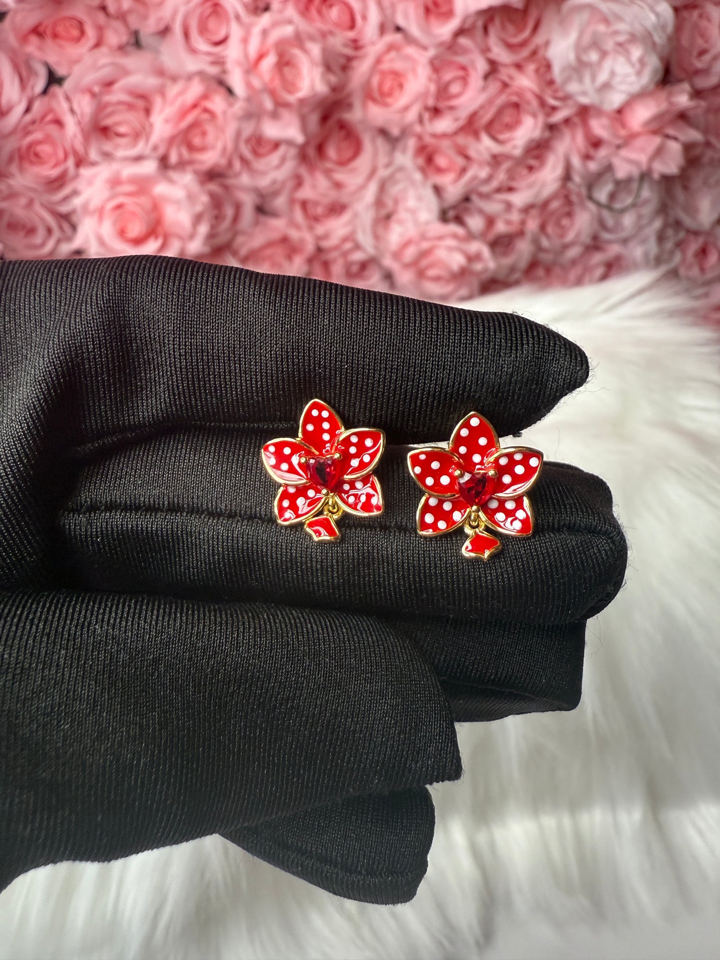 Phalaenopsis Heart Novelty Collection: Red Polka Dots