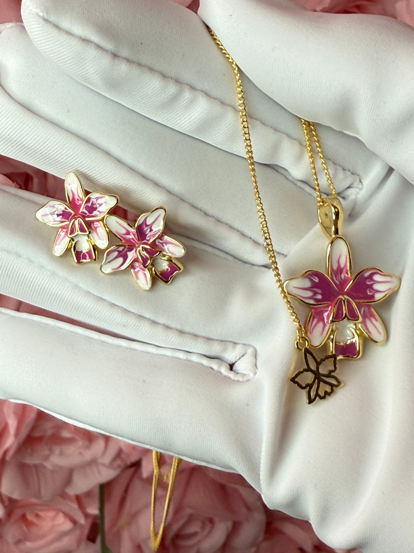 Violecea Collection: Semi Alba Cattleya Violecea Rubrea -inspired Jewelry