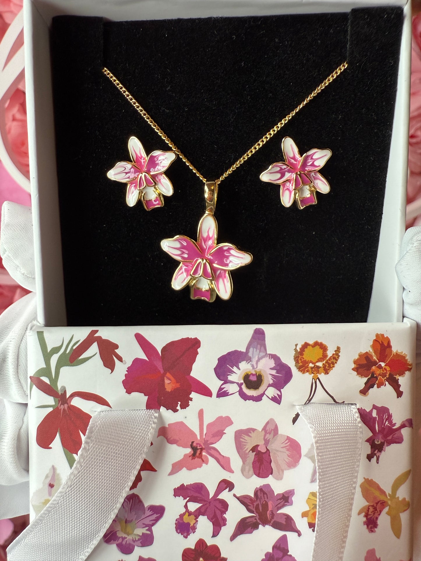 Violecea Collection: Semi Alba Cattleya Violecea Rubrea -inspired Jewelry