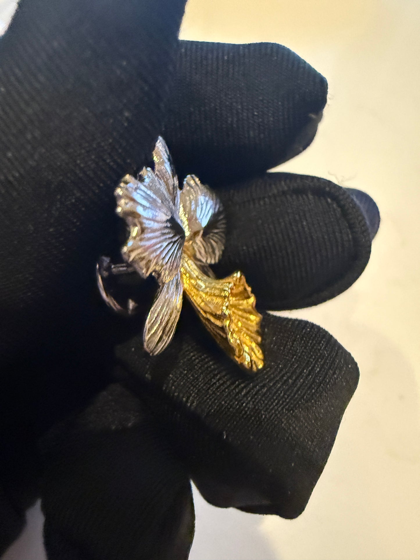 Drama Queen Cattleya Flower Two Tone Brooch