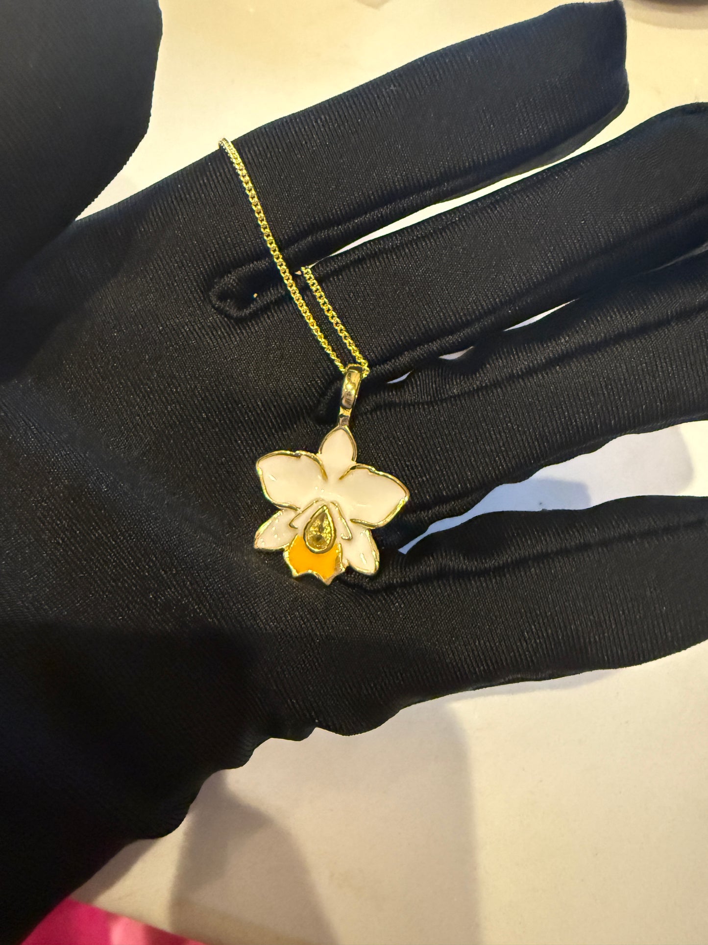 The Hawaiian Collection: Brassolaeliocattleya Orchid Earrings • White Orchid Earrings