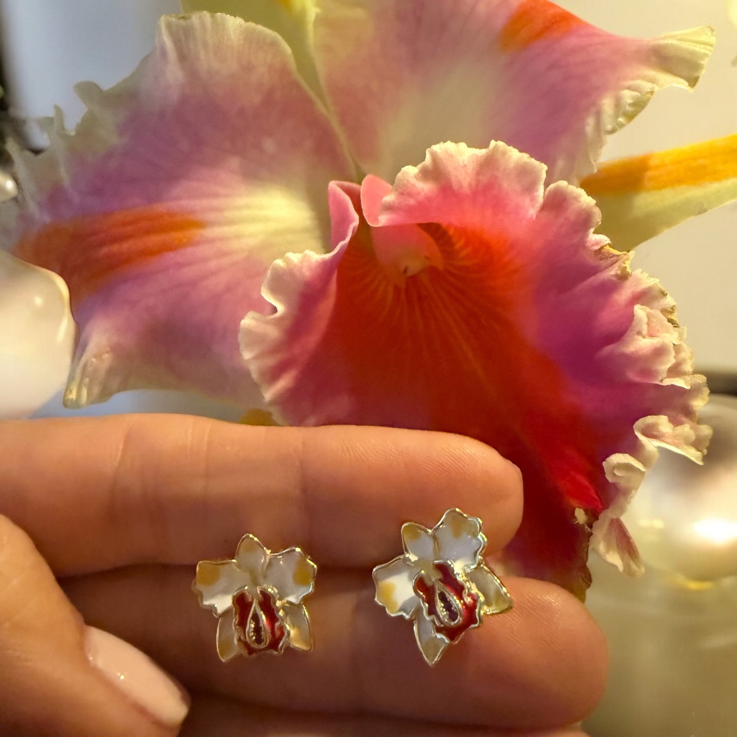 The Potinara Collection: Amazing Thailand Cattleya Orchid Earrings