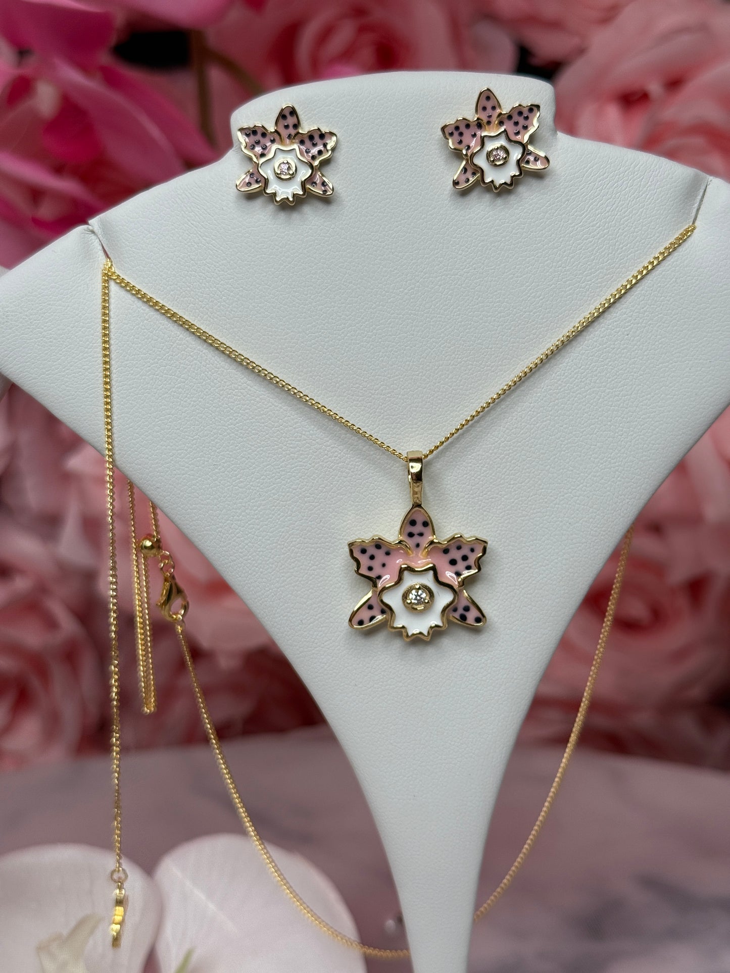 Rhyncholaeliocattleya (RLC) Collection: Pastel Pink Spotted Cattleya Orchid Set