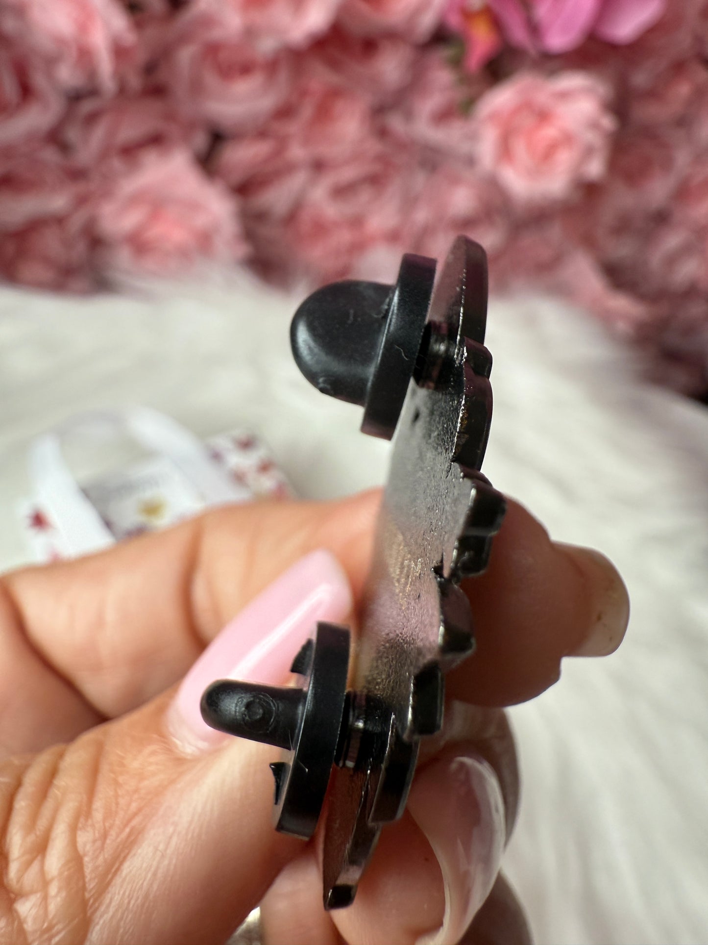 Orchid Mami Pin