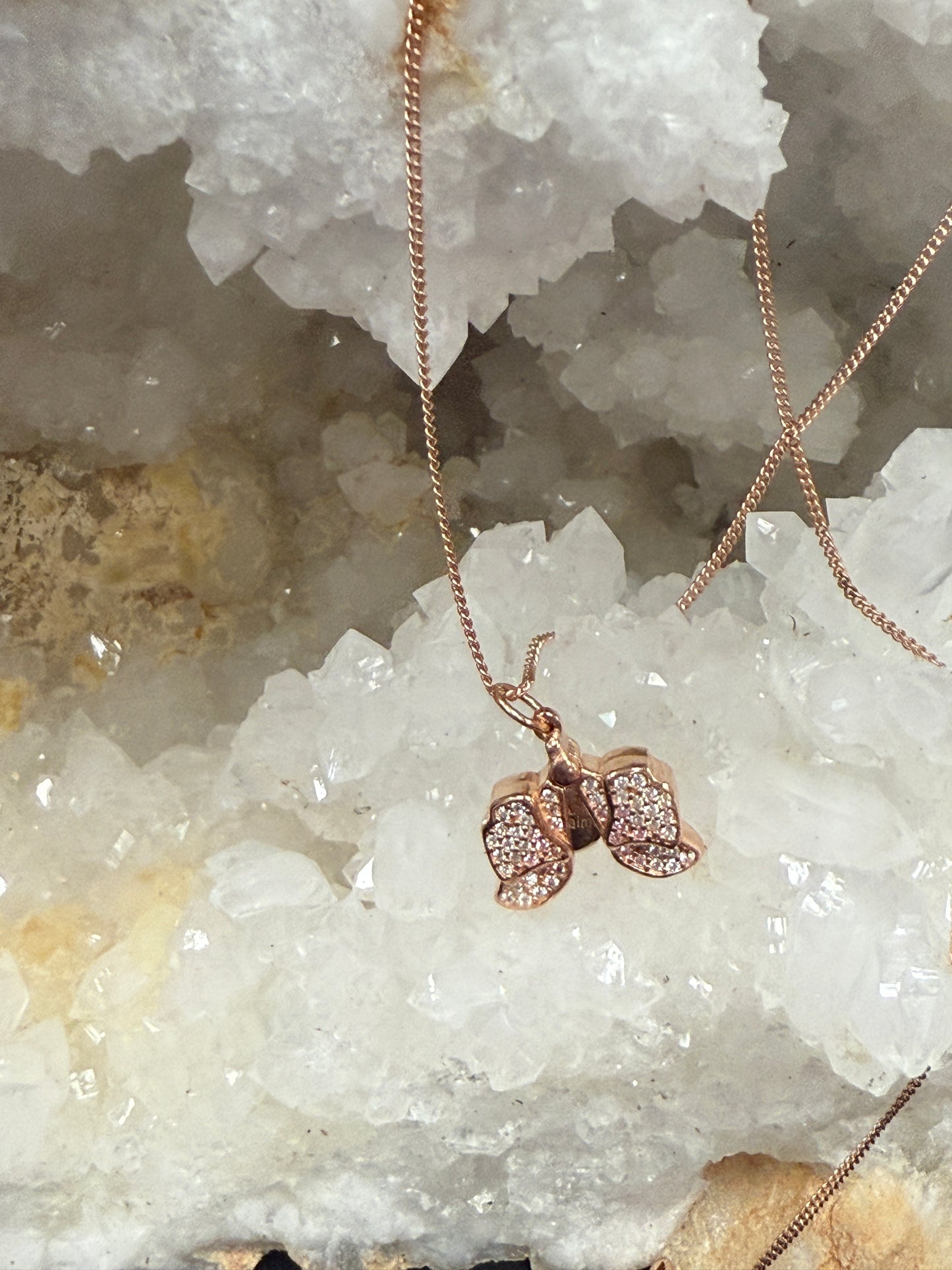 The Locket Collection: Dendrobium Orchid Locket Pendant Necklace –"I Love You," "Te Amo," or "Je T'aime"– Rose Gold - Orchidique