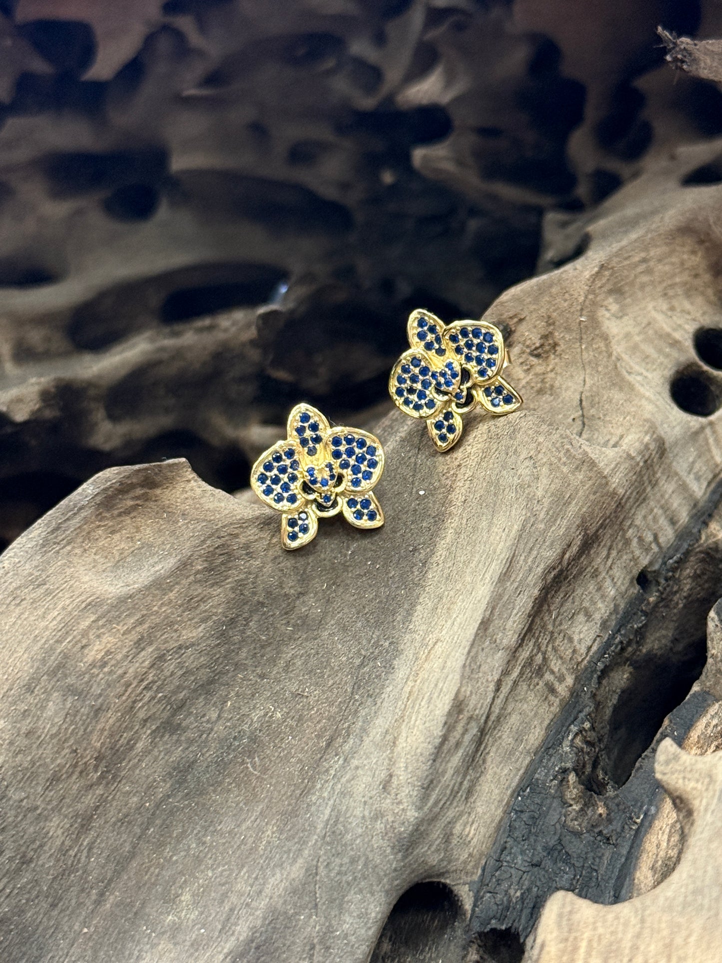 Whispers of the Heart & the Moon Collection: Sapphire Phalaenopsis 14k Gold Plated Set - Orchidique