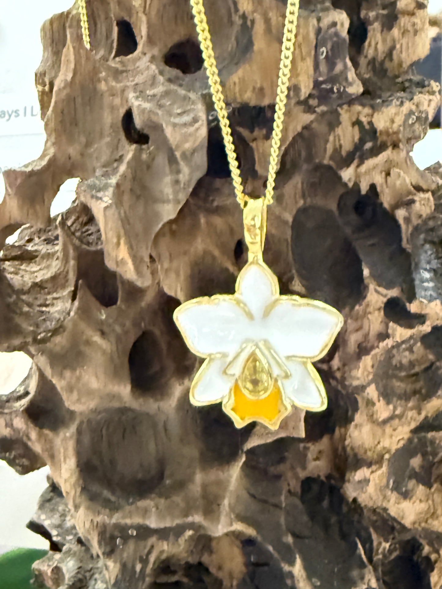The Hawaiian Collection: Brassolaeliocattleya Orchid Earrings • White Orchid Earrings