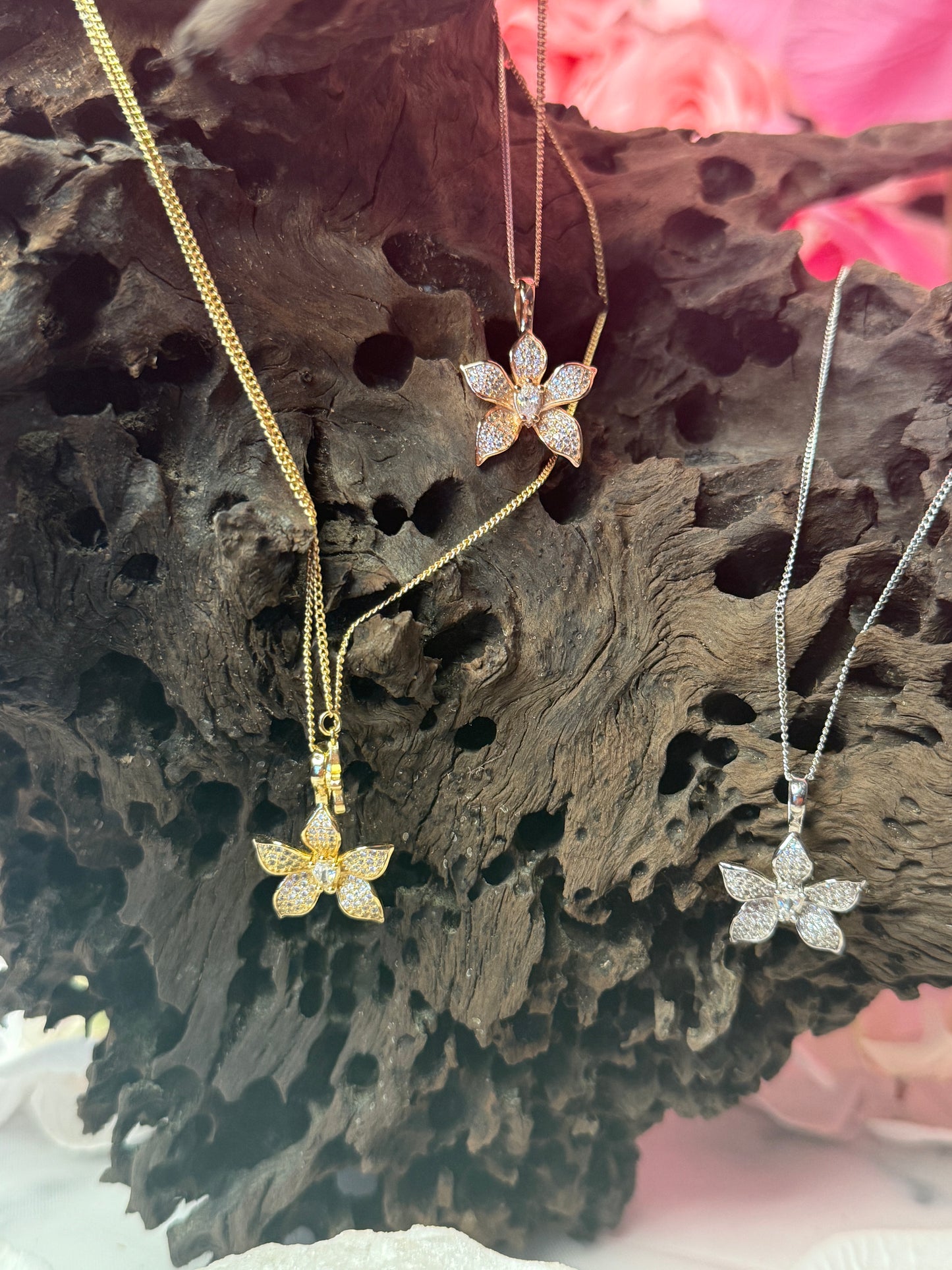 La Brillosa Cattleya Collection: Orchid Pendant Necklace - Orchidique