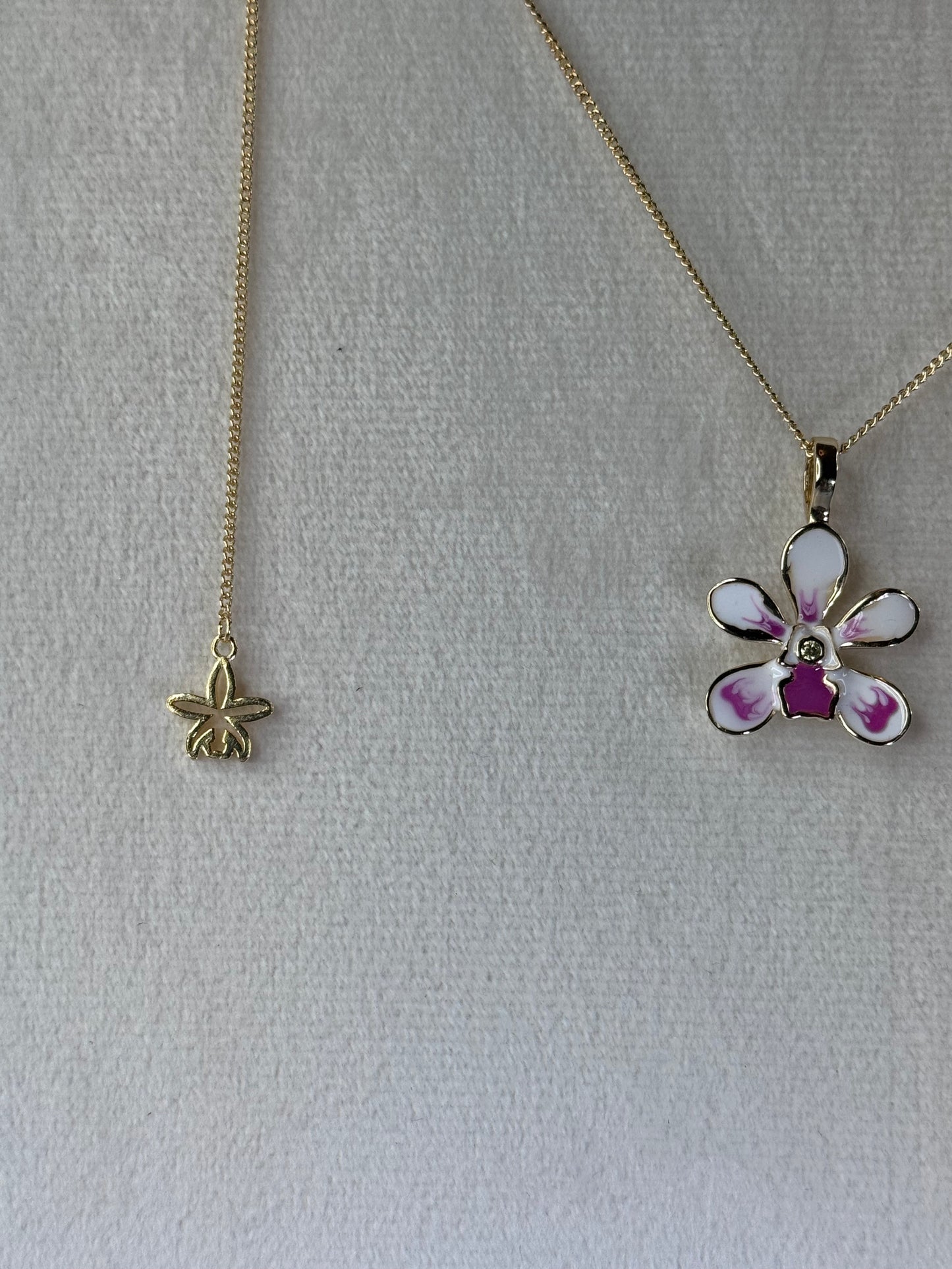 Vanda Loke-inspired Orchid Vanda Flower Pendant Jewelry