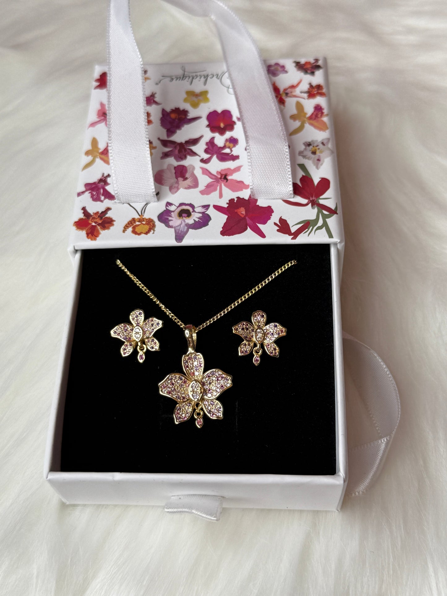 Fairy Dream Cattleya Collection - Gold Lavendar Splash Pink Zircon Cattleya Drop