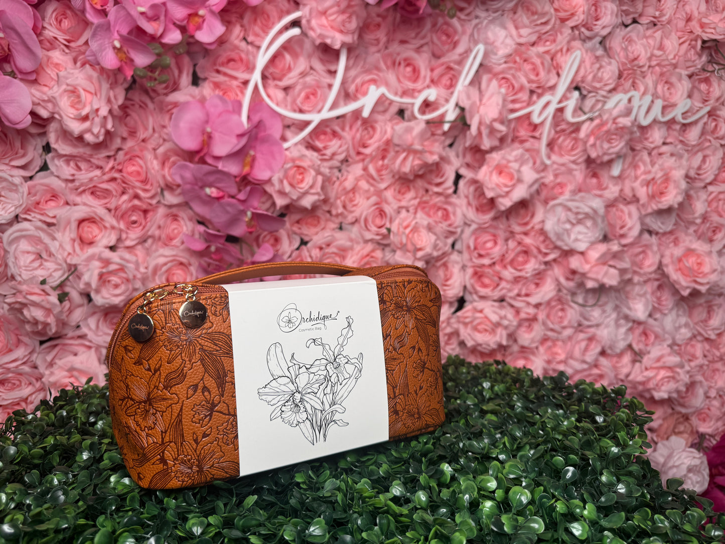 Orchidique Cognac Cattleya Cosmetic Bag ๐ธ