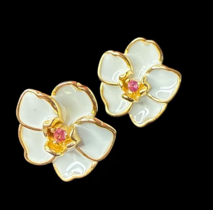 Vanda Dotted Delights Collection: White Vanda Earrings