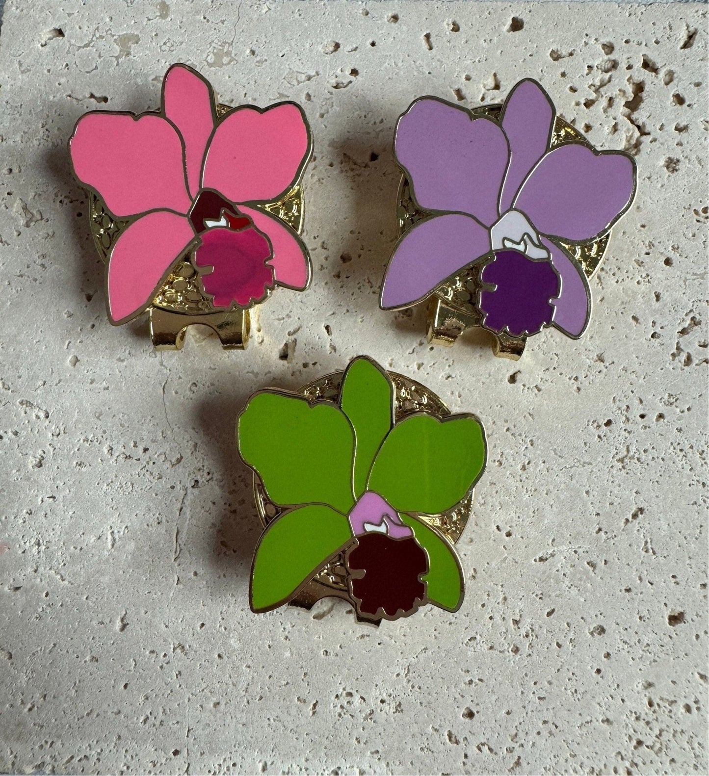 Cattleya Orchid Golf Hat Charm Marker• Luxury Golf Ball Marker with Hat Clip • Unique Gift for Golfers • Flower Hat Clip - Orchidique