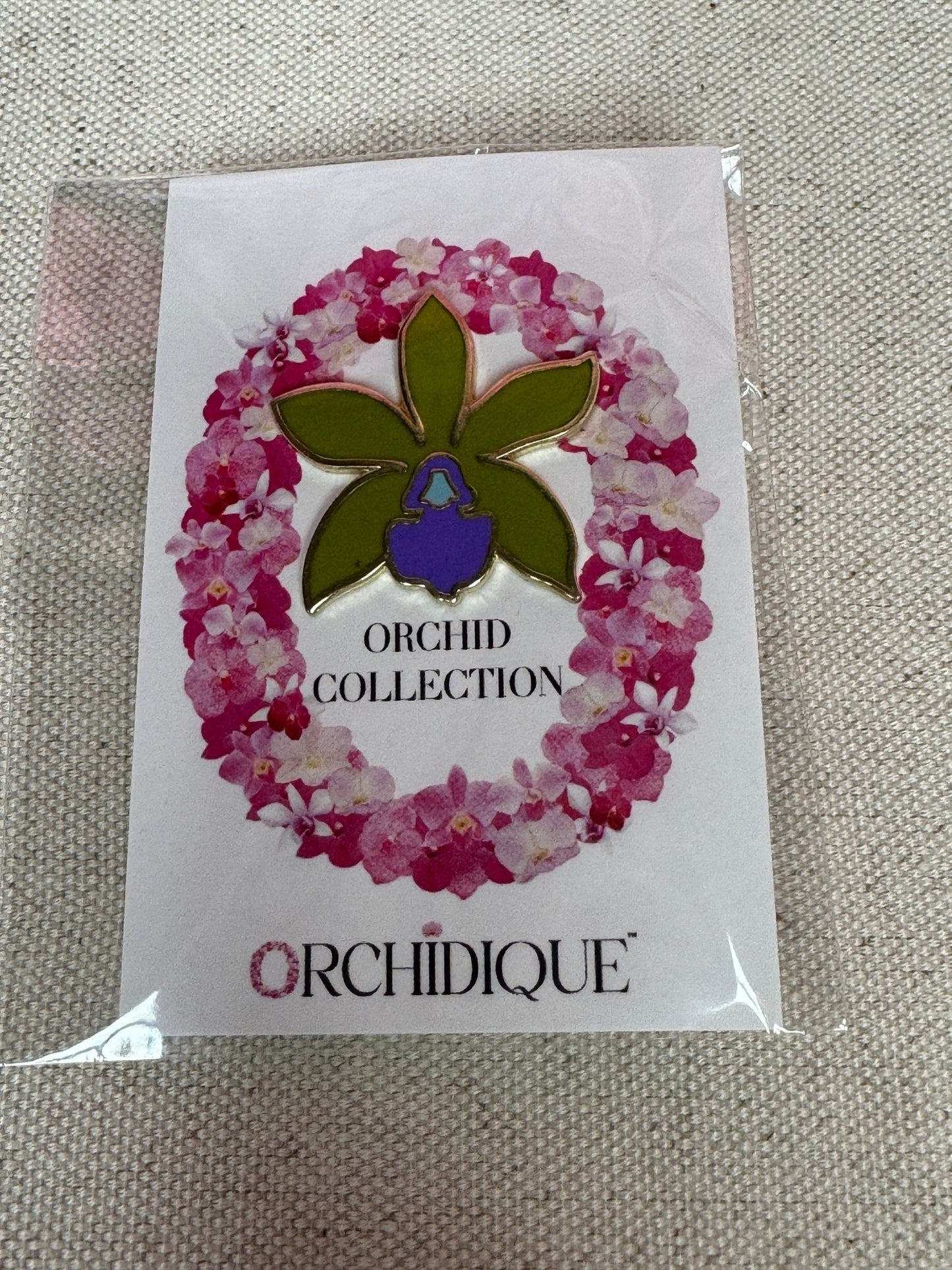 Cattleya Orchid Golf Hat Charm Marker • Luxury Golf Ball Marker with Hat Clip • Unique Gift for Golfers • Flower Hat Clip - Orchidique