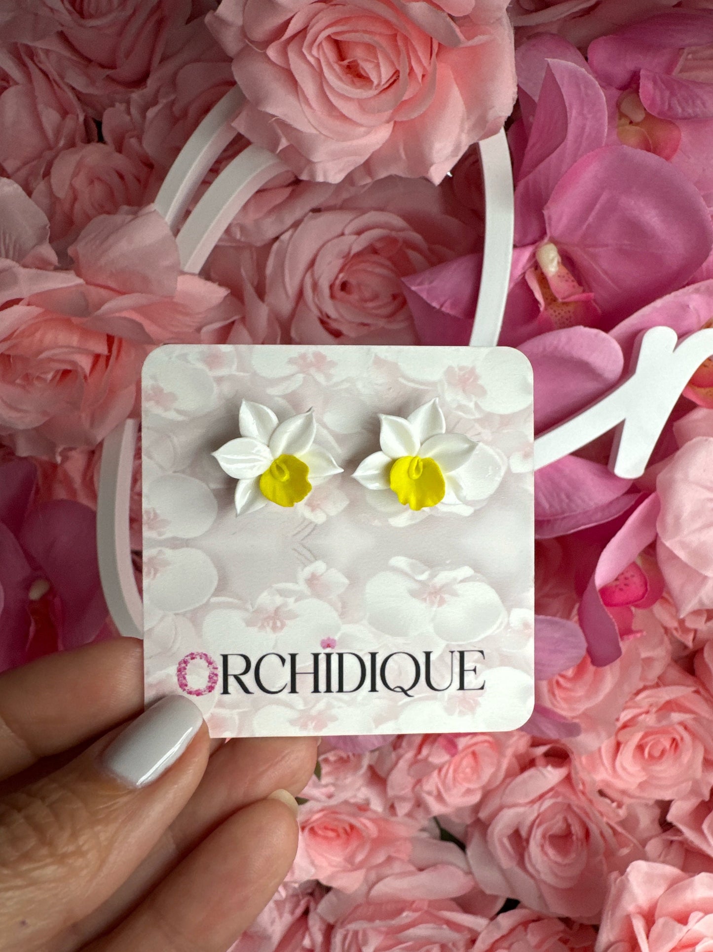 Orchid Oasis :White Cattleya Orchid Earrings • Unique Handmade Floral Jewelry • Bridesmaid Gift• Flower Earrings - Orchidique