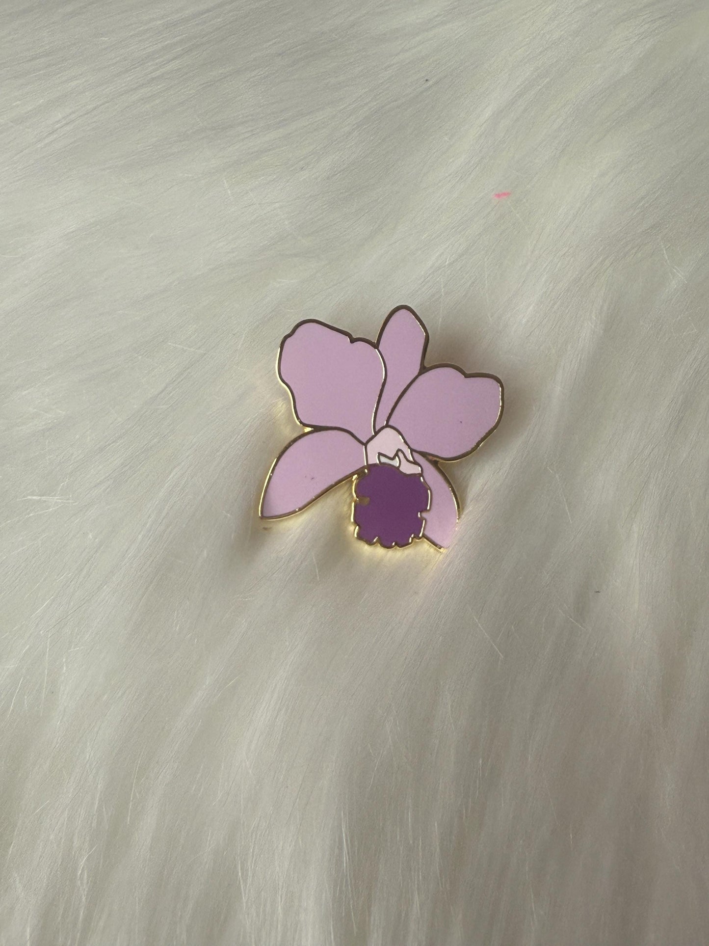 Purple Cattleya Orchid Flower Enamel Pin β’ Floral Pin Collector Item β’ Unique Gift for Orchid Lovers β’ Pins and Badges