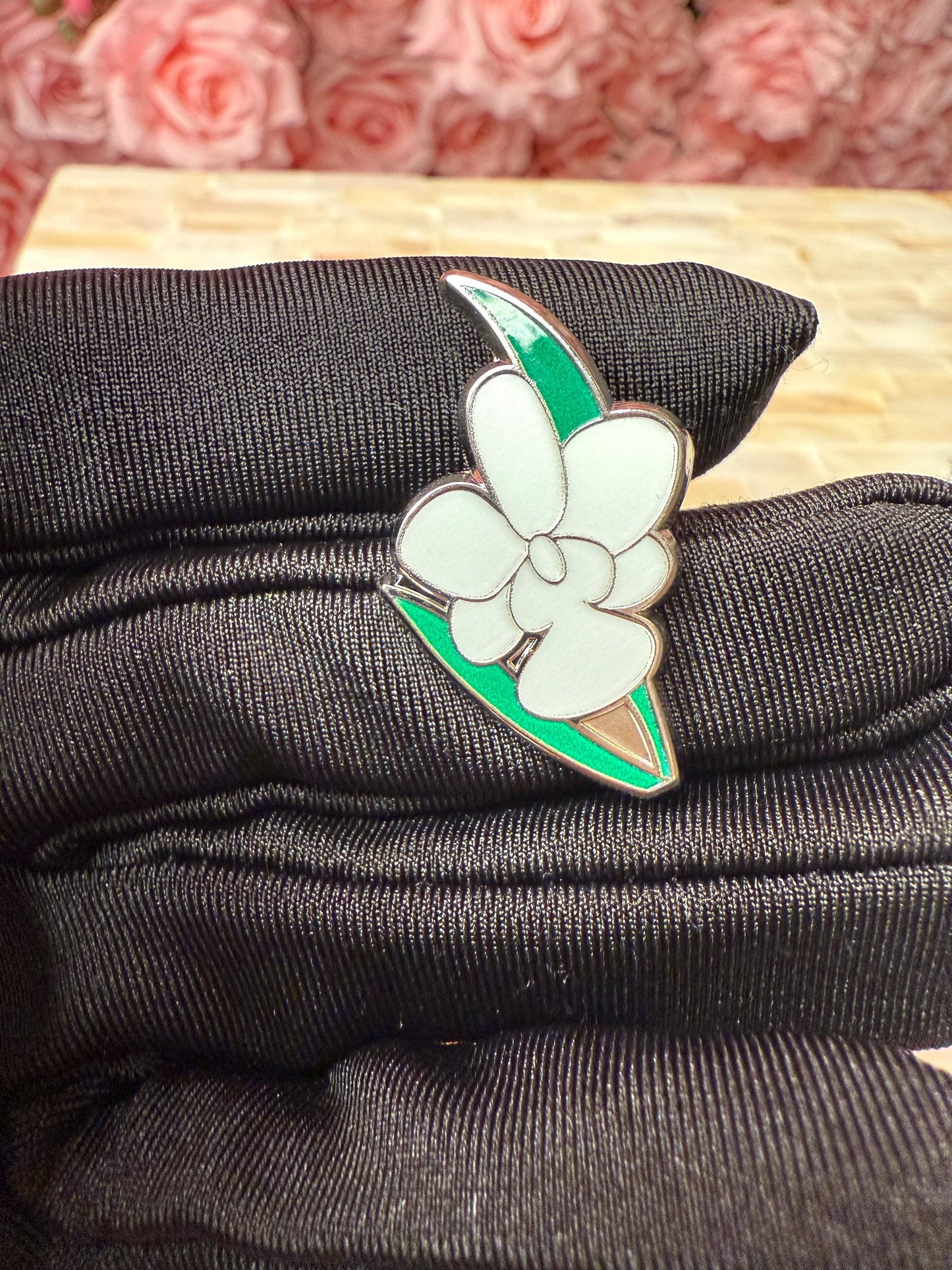 Plant Enamel Pin- Cattleya Orchid Flower Enamel Pin β’ Floral Pin Collector Item β’ Orchid Charm β’ Pins and Badges