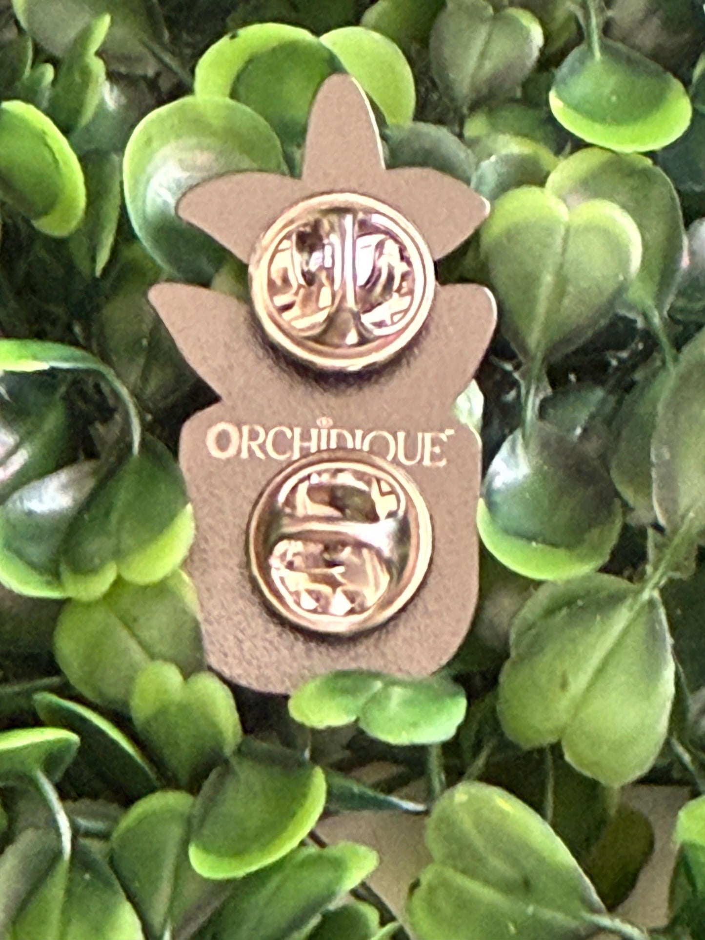 Orchid Lover Pin- Cattleya Violecea Orchid Flower Enamel Pin • Floral Pin Collector Item • Orchid Charm • Pins and Badges
