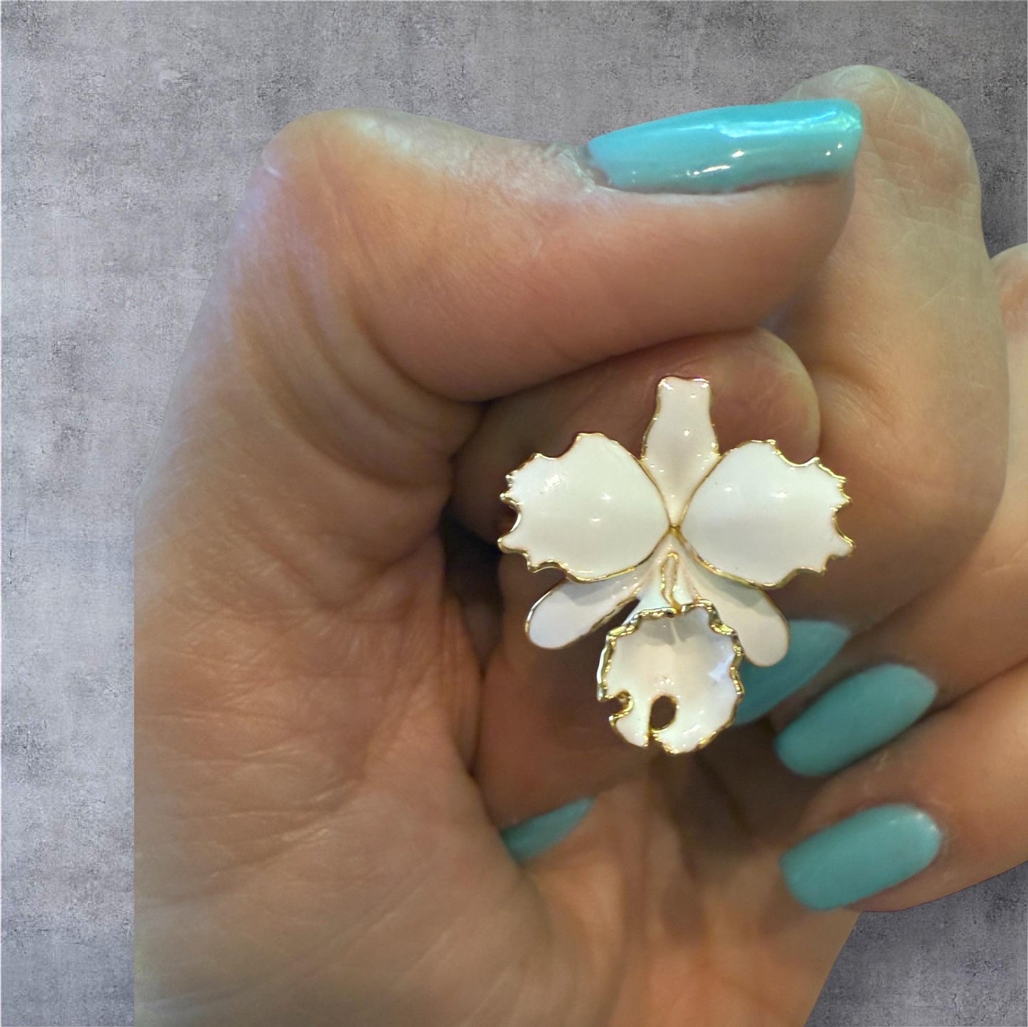 Cattleya White Dowiana Orchid Jewelry • Dowiana- inspired Orchid Earrings and necklace • Two -Tone Jewelry • Mothers Day Gift