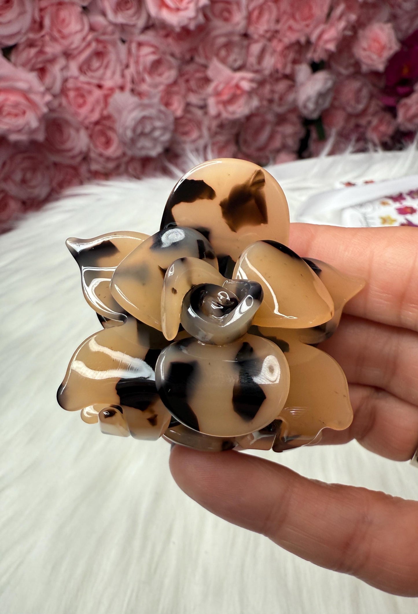 Cameo Milk Mini Orchid Hair Claw Clip: Flower Hair Accessory