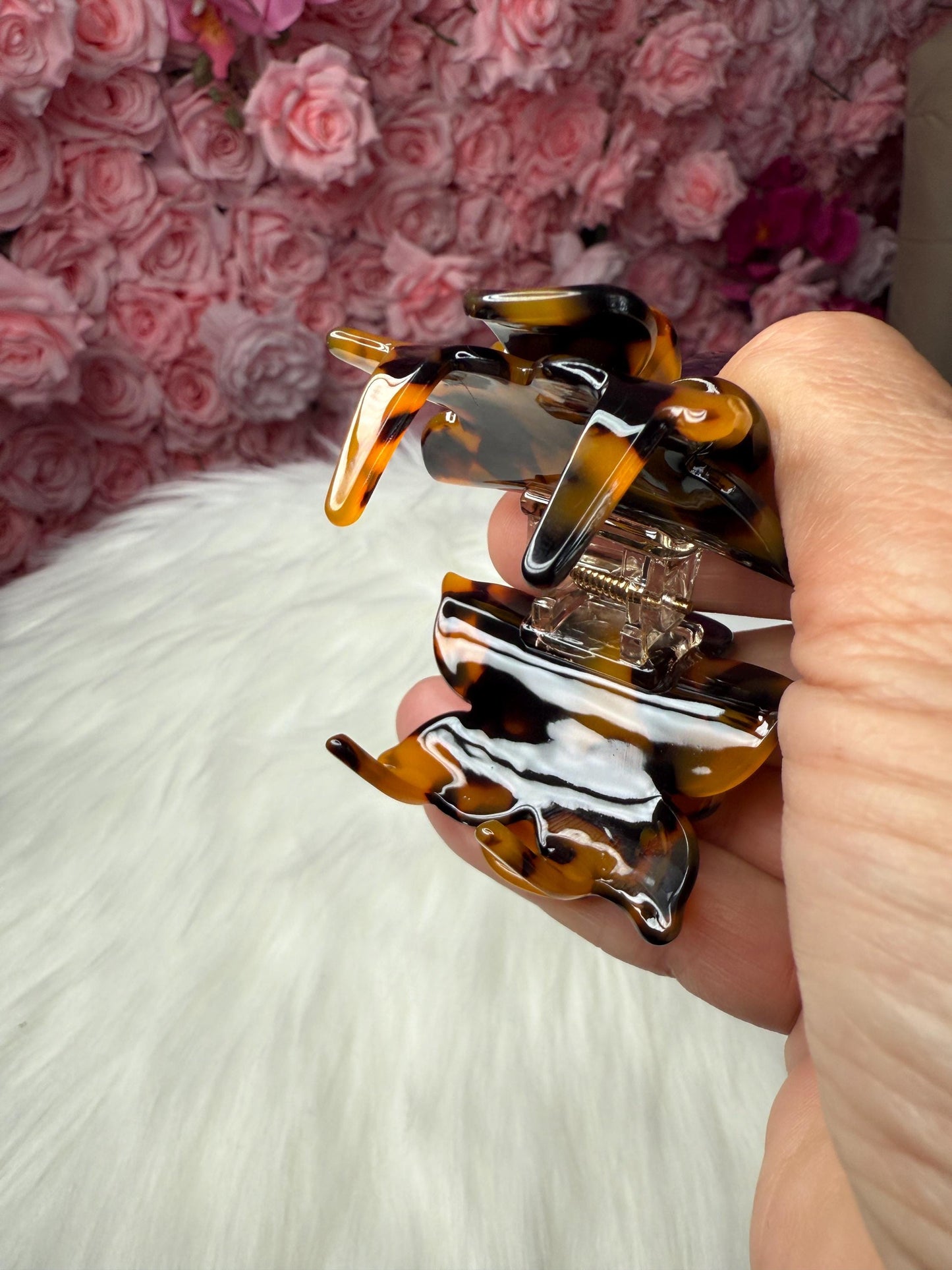 Cameo caramel Mini Orchid Hair Claw Clip: Flower Hair Accessory