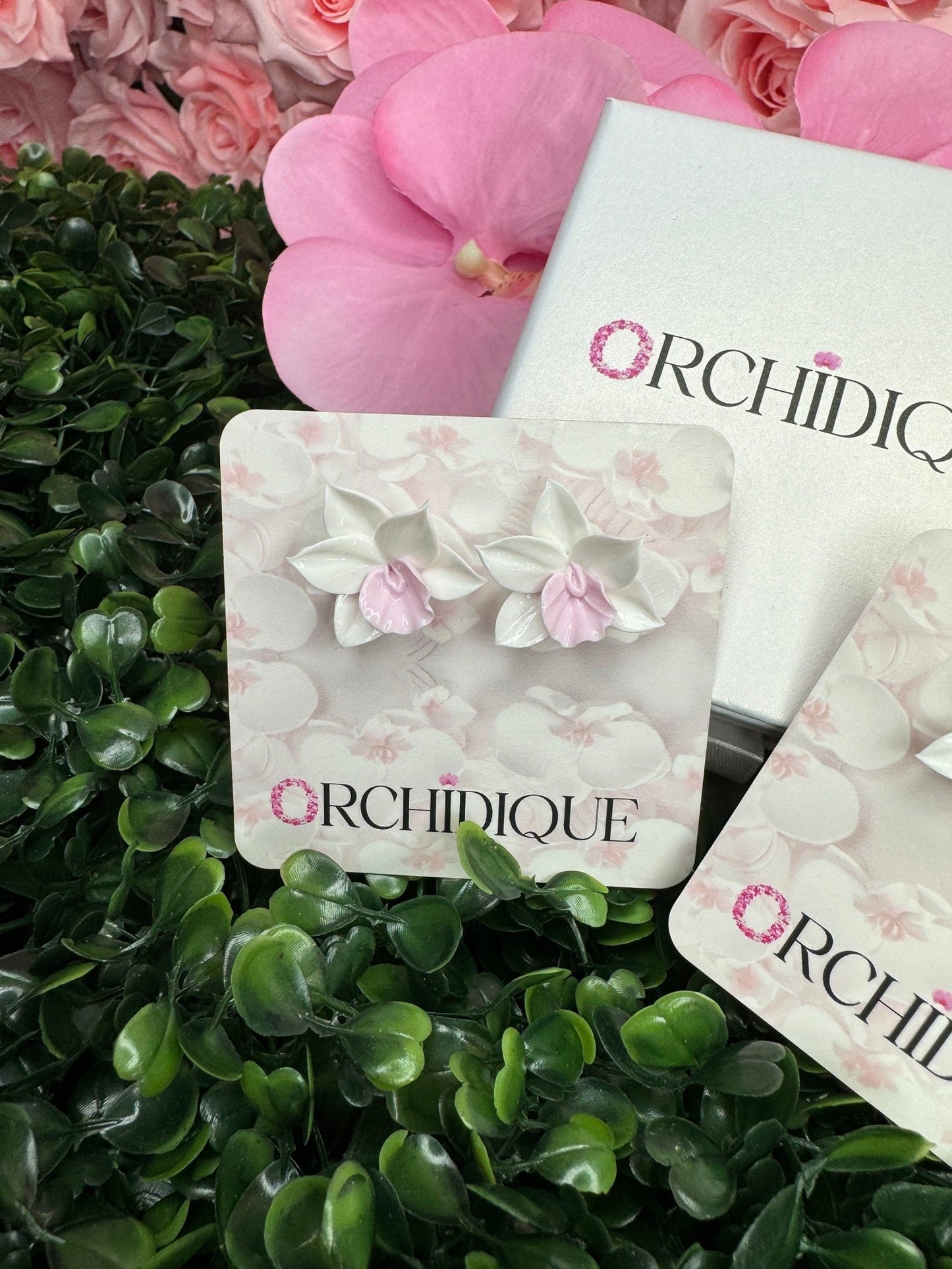 Orchid Oasis: White Cattleya Orchid Earrings • Unique Handmade Floral Jewelry • Bridesmaid Gift• Flower Earrings - Orchidique