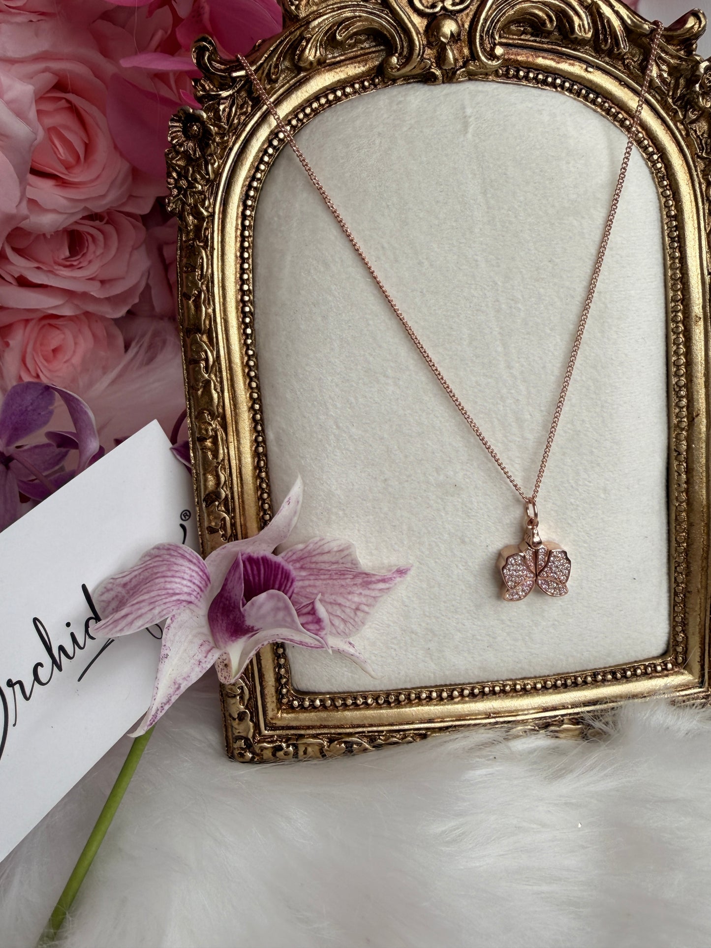 The Locket Collection: Dendrobium Orchid Locket Pendant Necklace –"I Love You," "Te Amo," or "Je T'aime"– Rose Gold - Orchidique