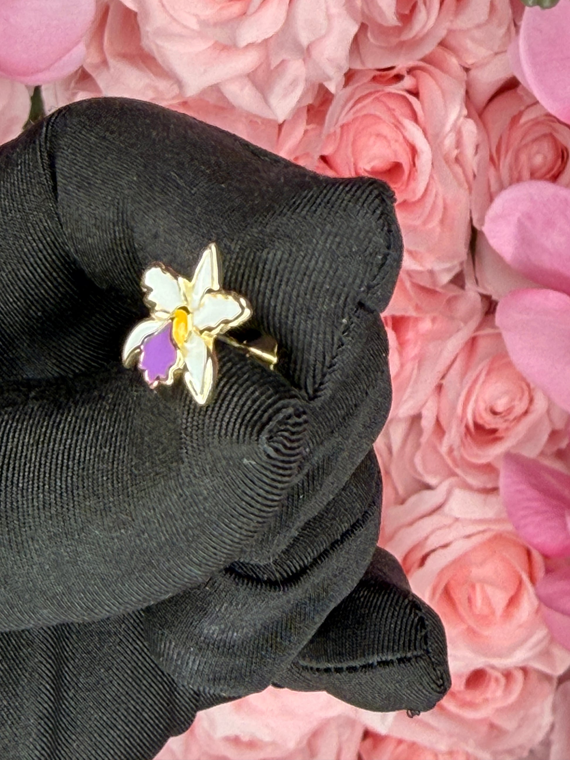 La Colombiana Collection: White & Purple Cattleya Trianae Orchid Jewelry Set - Orchidique
