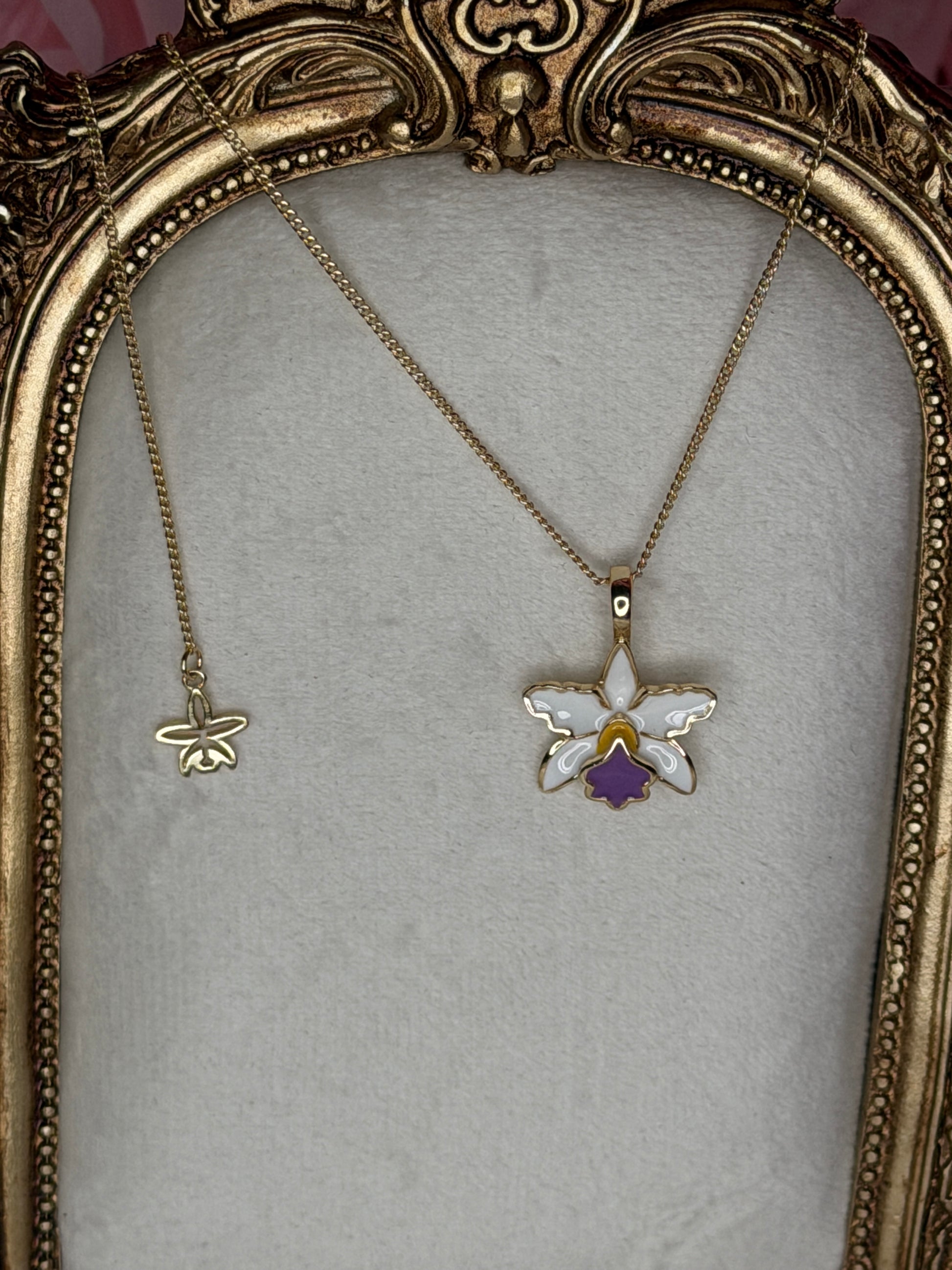 La Colombiana Collection: White & Purple Cattleya Trianae Orchid Jewelry Set - Orchidique