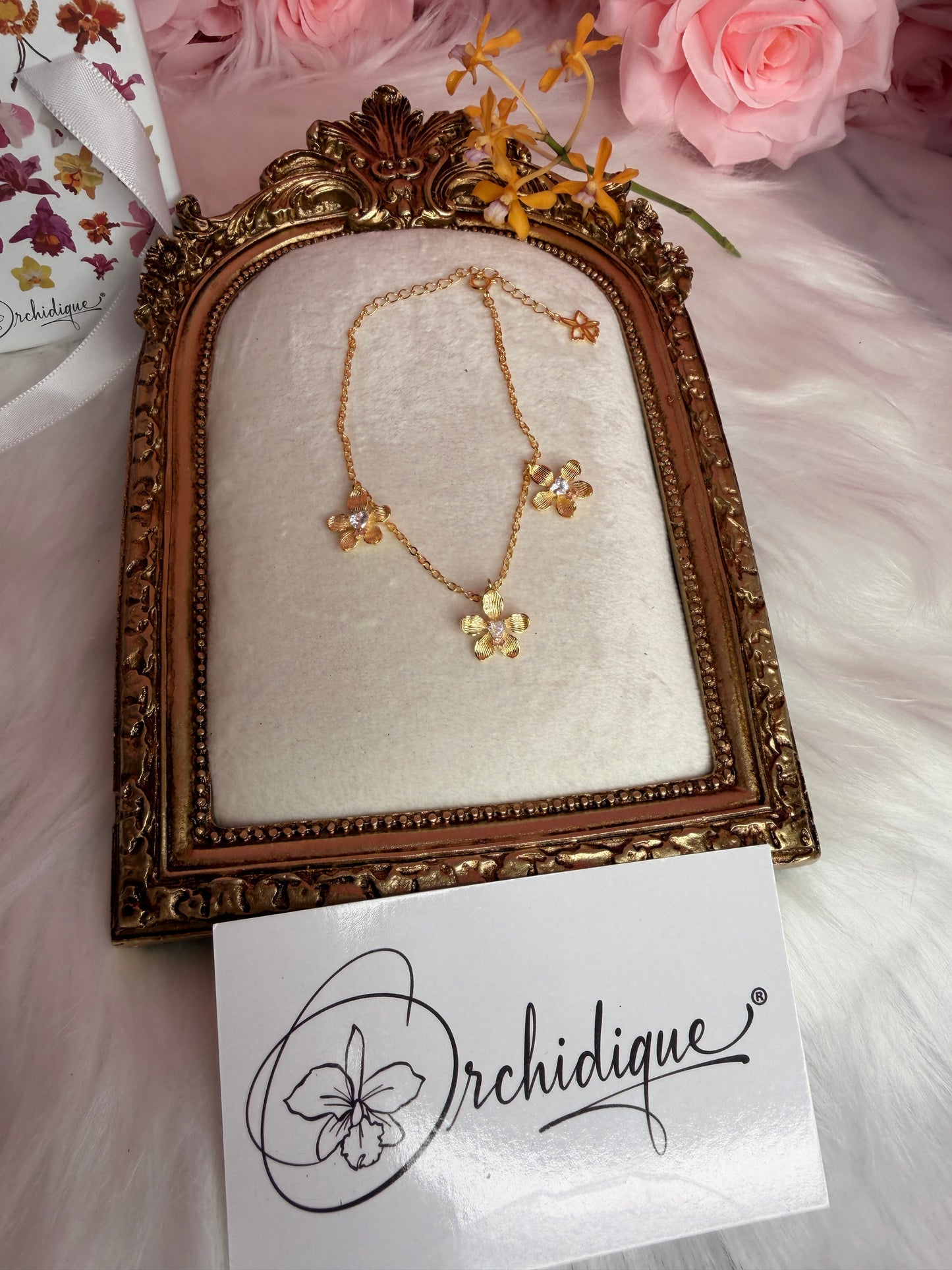 Vanda Loke Triple Orchid Bracelet : Gold Plated - Orchidique