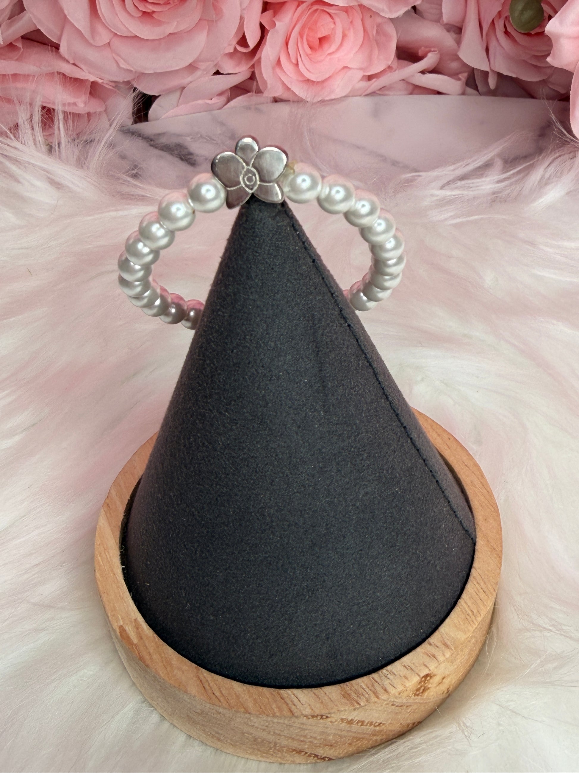 Phalaenopsis Orchid Pearl Bracelet - Orchidique