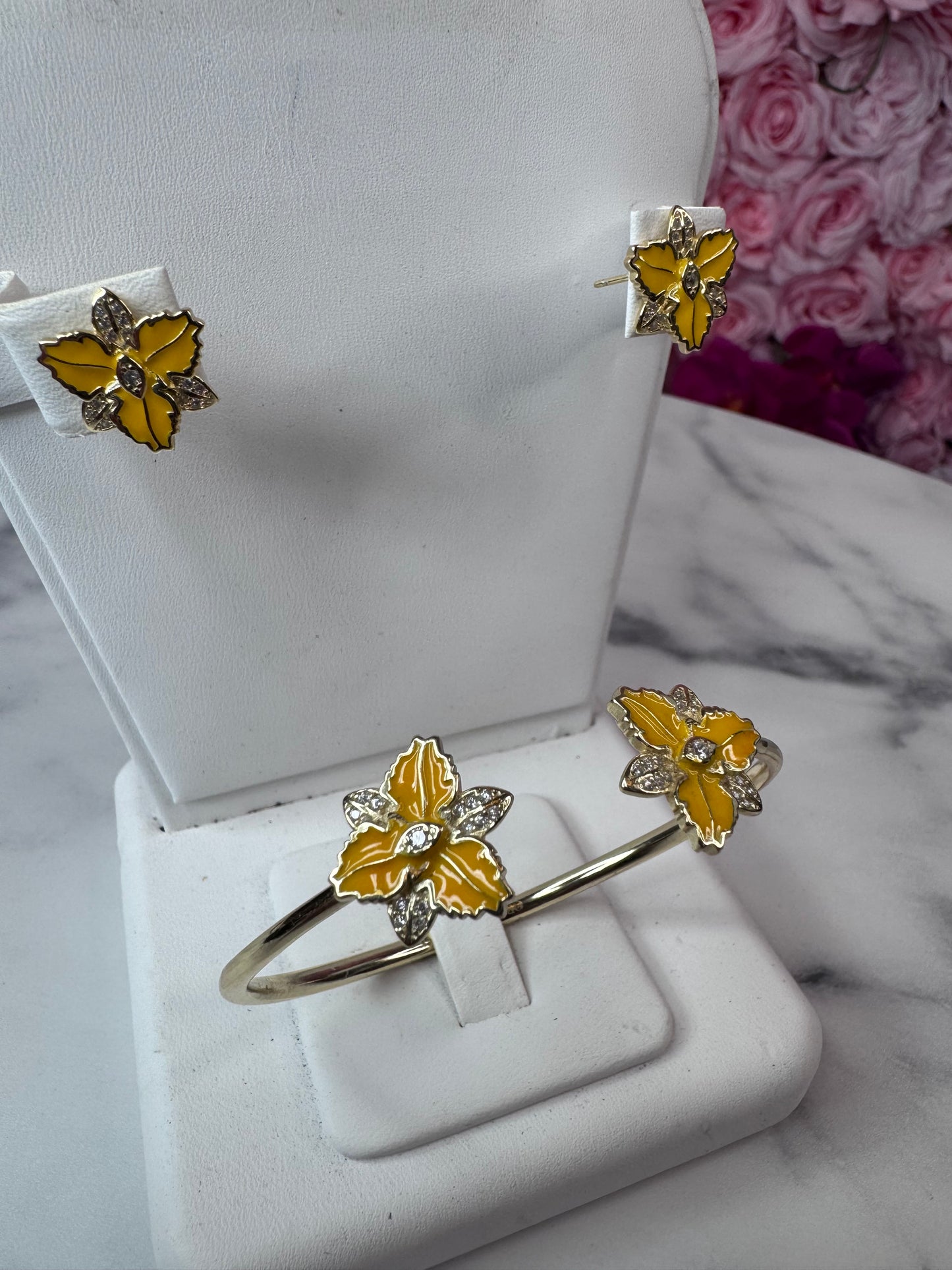 First Edition Cattleya Orchid Flower Bangle Bracelet and Earring Set - Orchidique