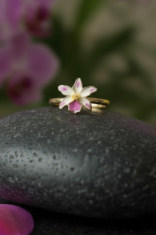 La Colombiana Inspired Collection: Cattleya trianae Cuencanita x Morlaquita Splash Orchid Jewelry