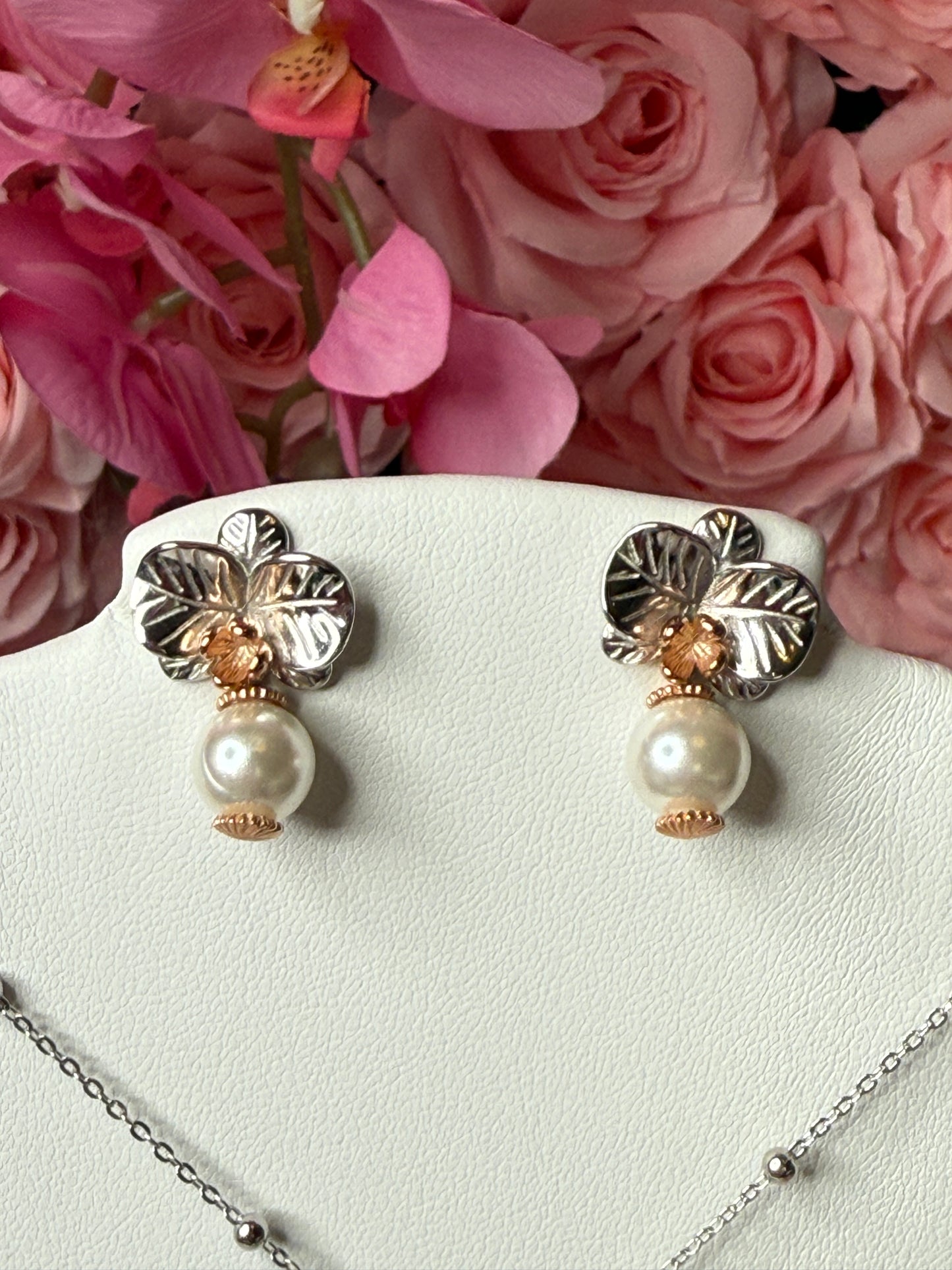 Orchid Pearl Drop Wedding Set • Two Tone Earrings and Pendant Necklace Jewelry