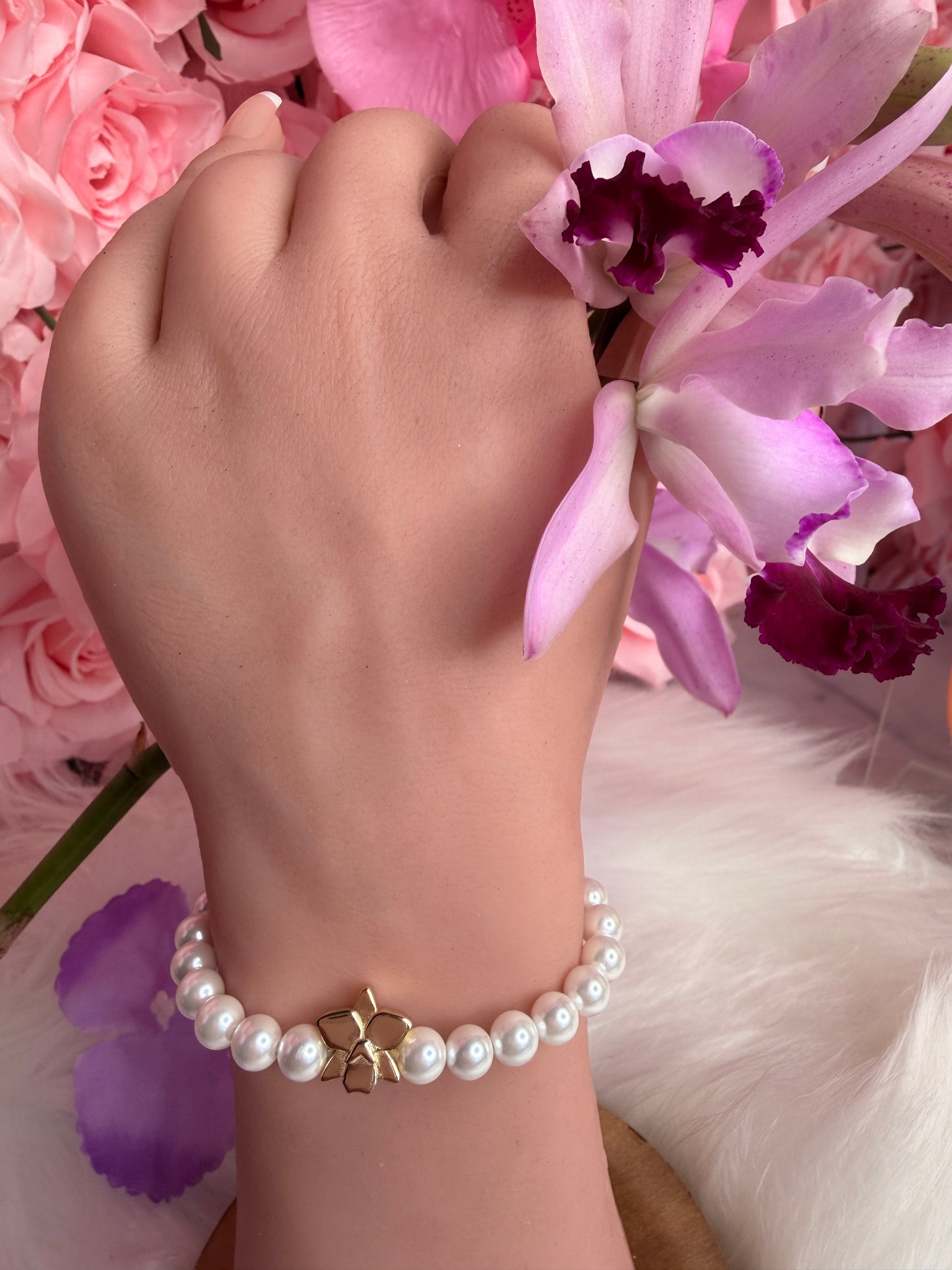 Cattleya Orchid Pearl Bracelet - Orchidique