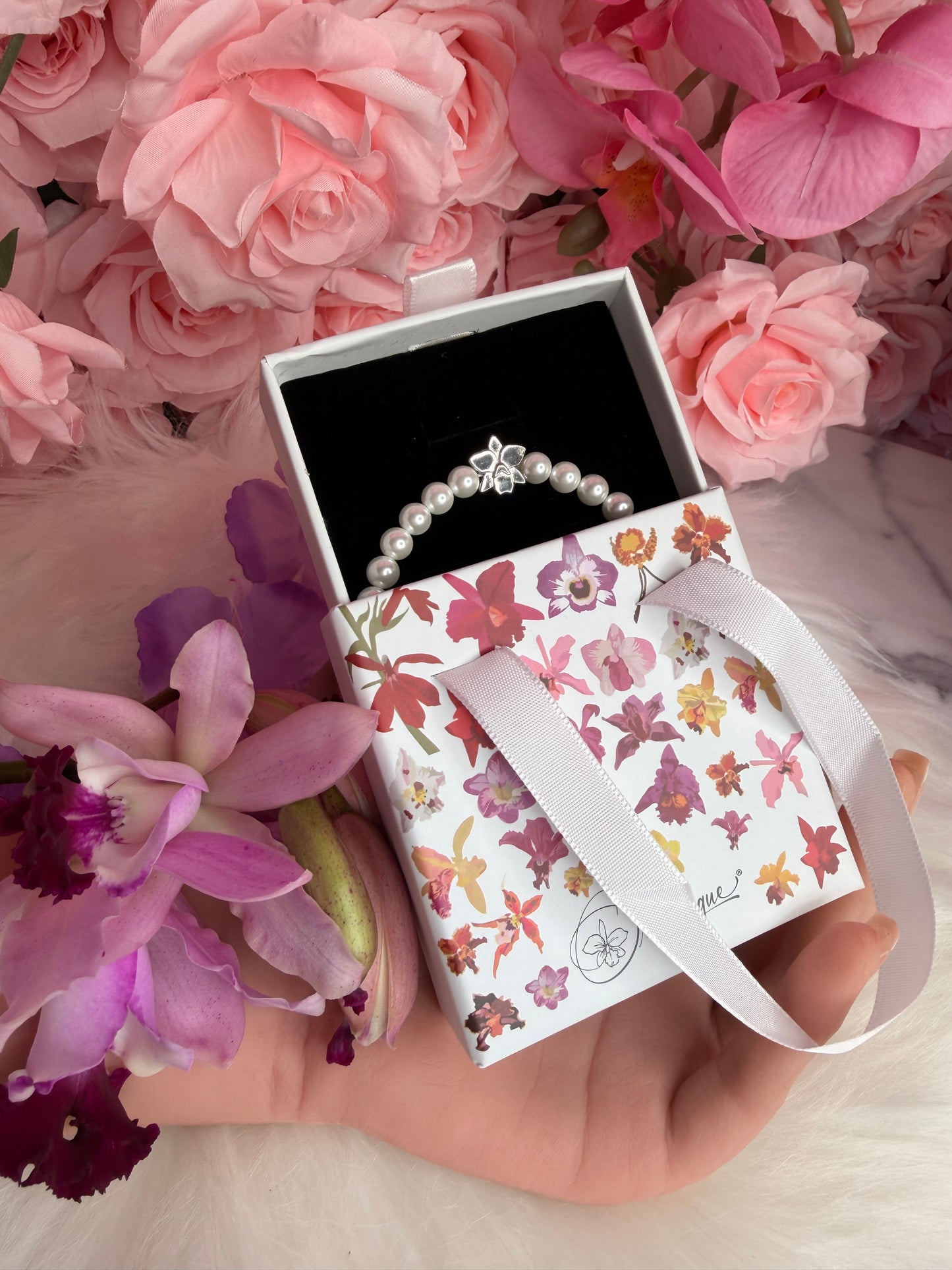 Cattleya Orchid Pearl Bracelet - Orchidique