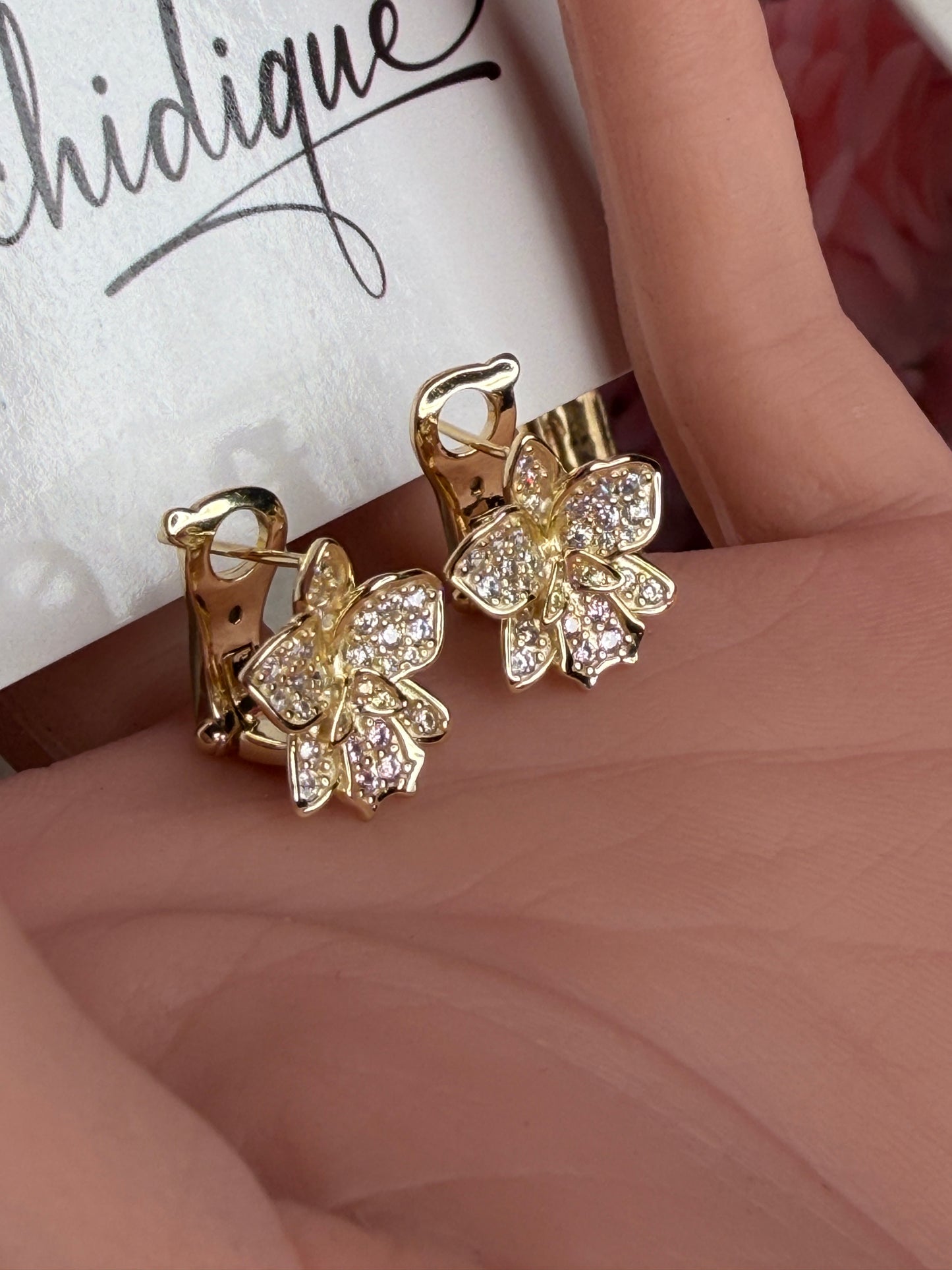 Shimmer Me Hawaiian Cattleya Earrings - Orchidique