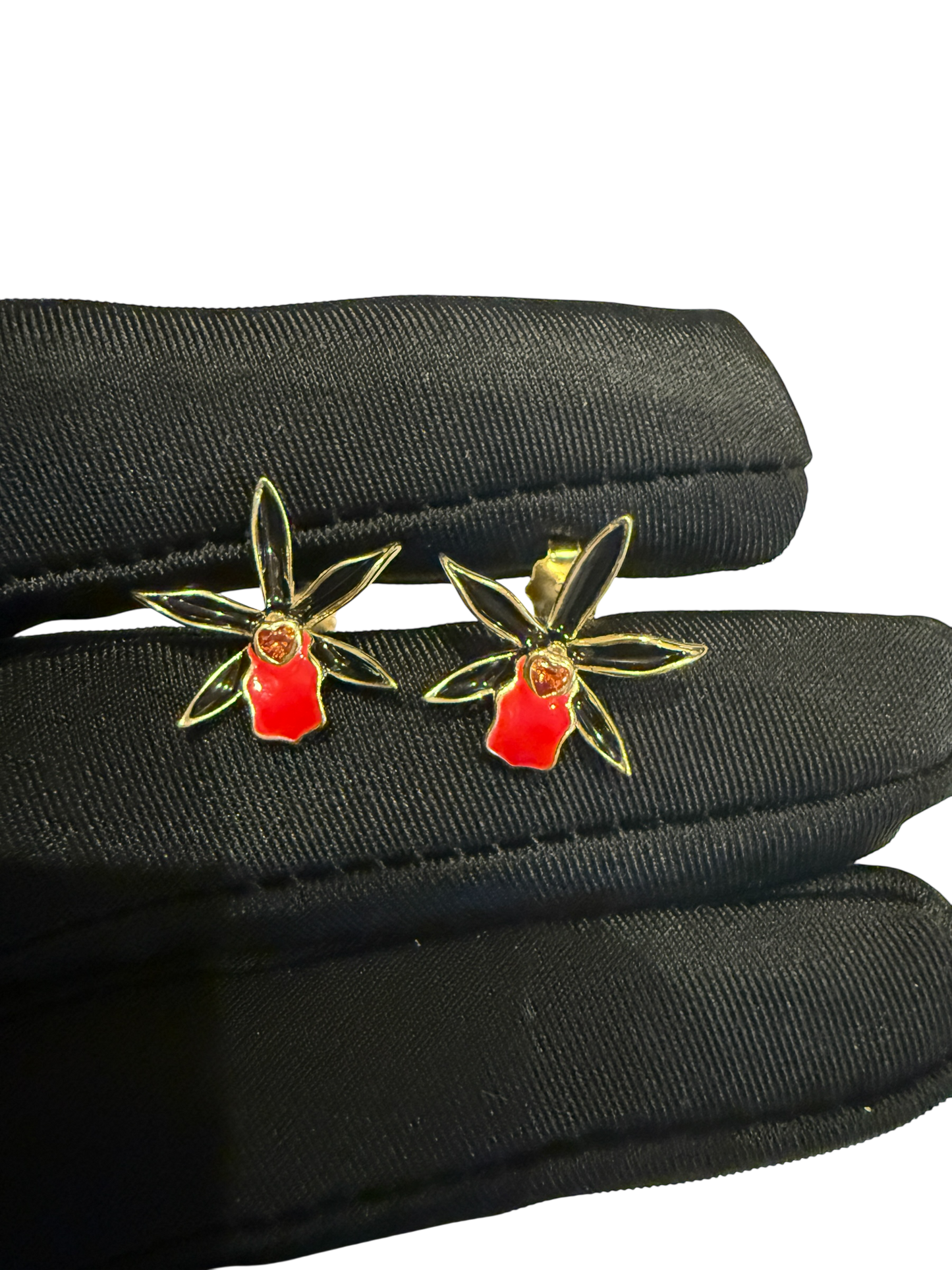 The Laelia Heart Bloom Collection: Black and Red