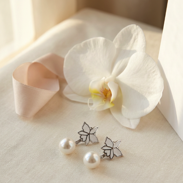 Signature Orchid Stud Earrings • White Cattleya Alba • Pearl Jacket Yellow Gold Plating - Orchidique