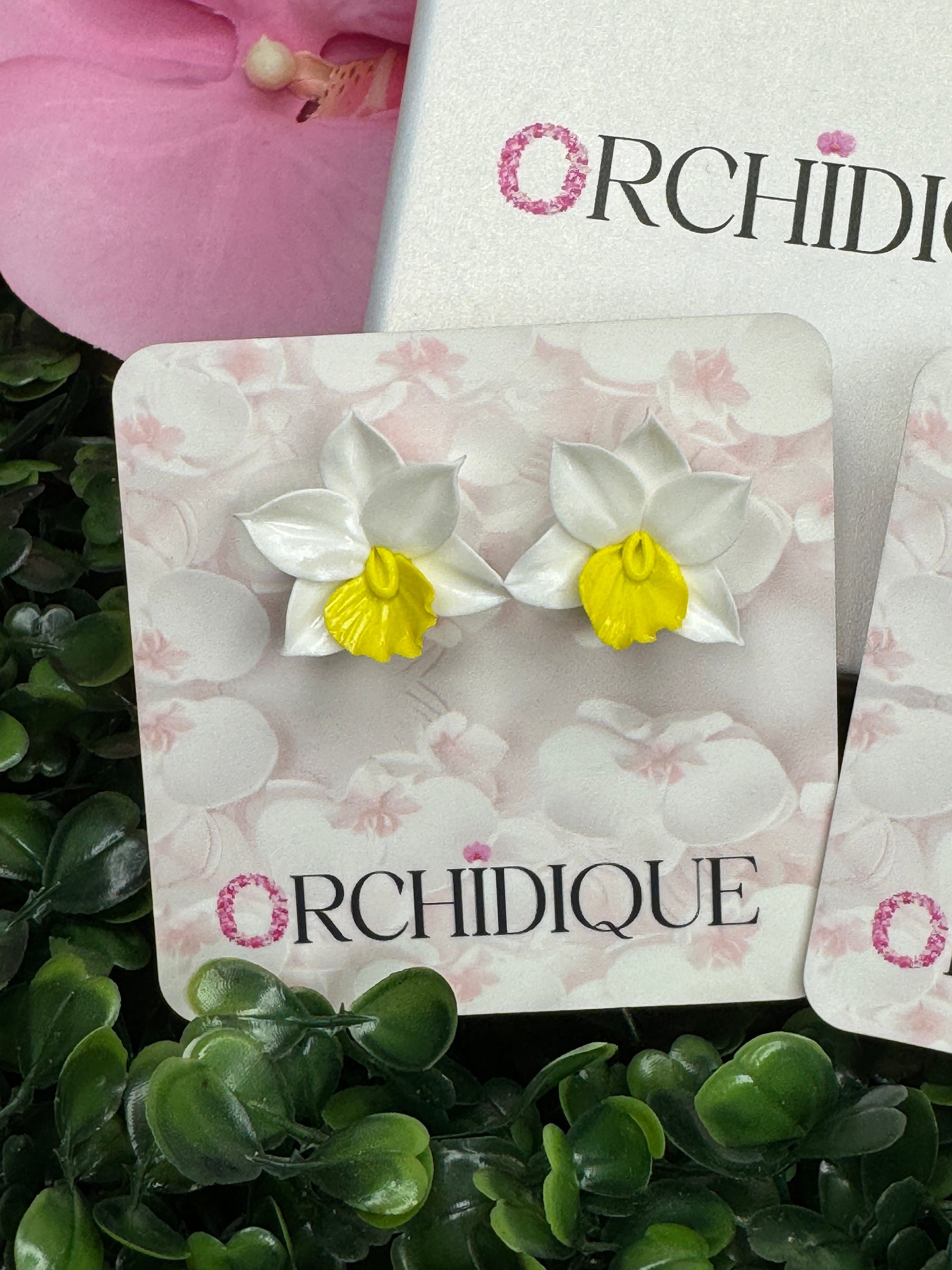 Orchid Oasis :White Cattleya Orchid Earrings • Unique Handmade Floral Jewelry • Bridesmaid Gift• Flower Earrings - Orchidique
