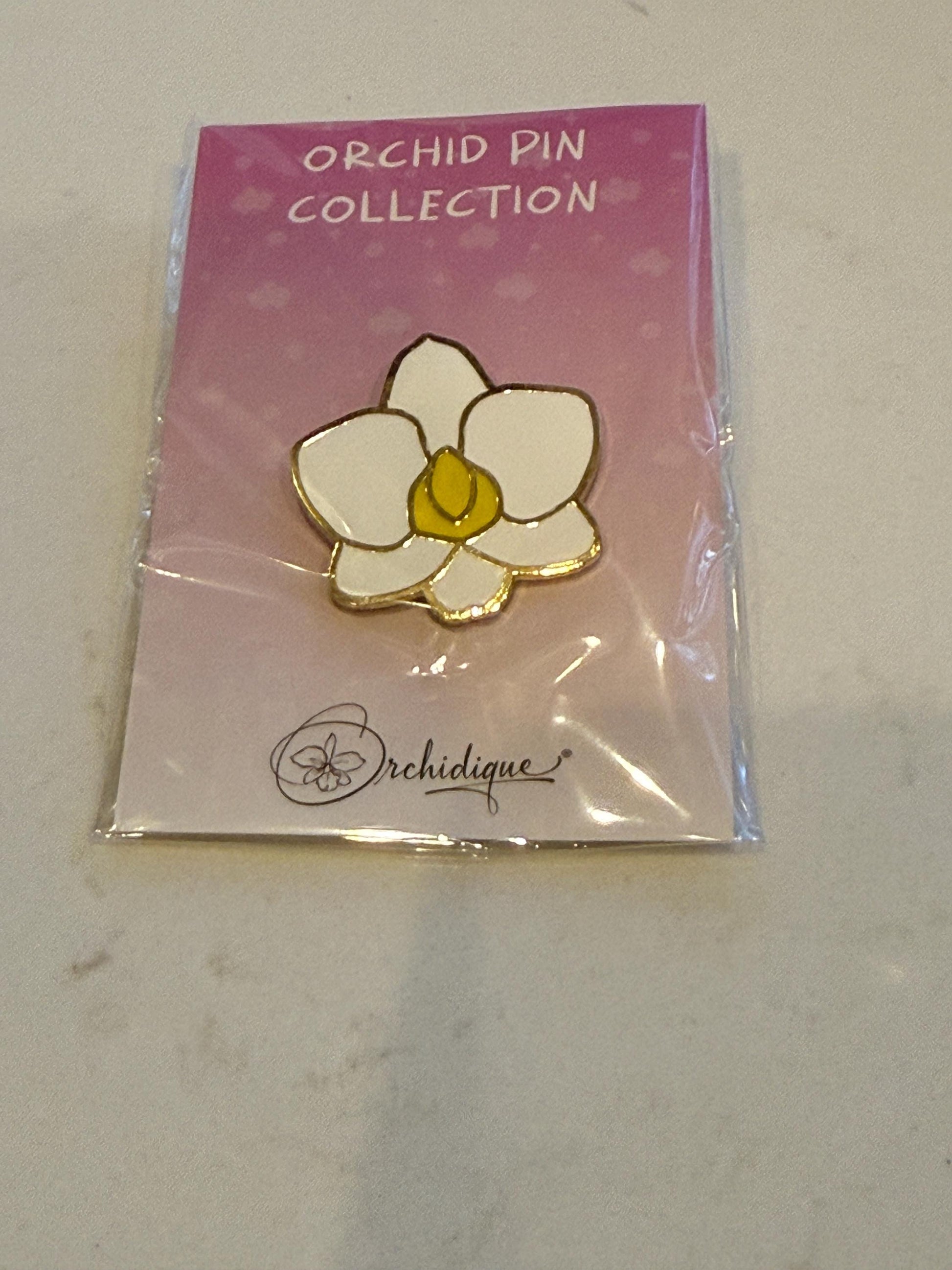 Plant Enamel Pin- Phal Cutie Orchid Flower Enamel Pin • Floral Pin Collector Item • Unique Gift for Orchid Lovers • Pins and Badges