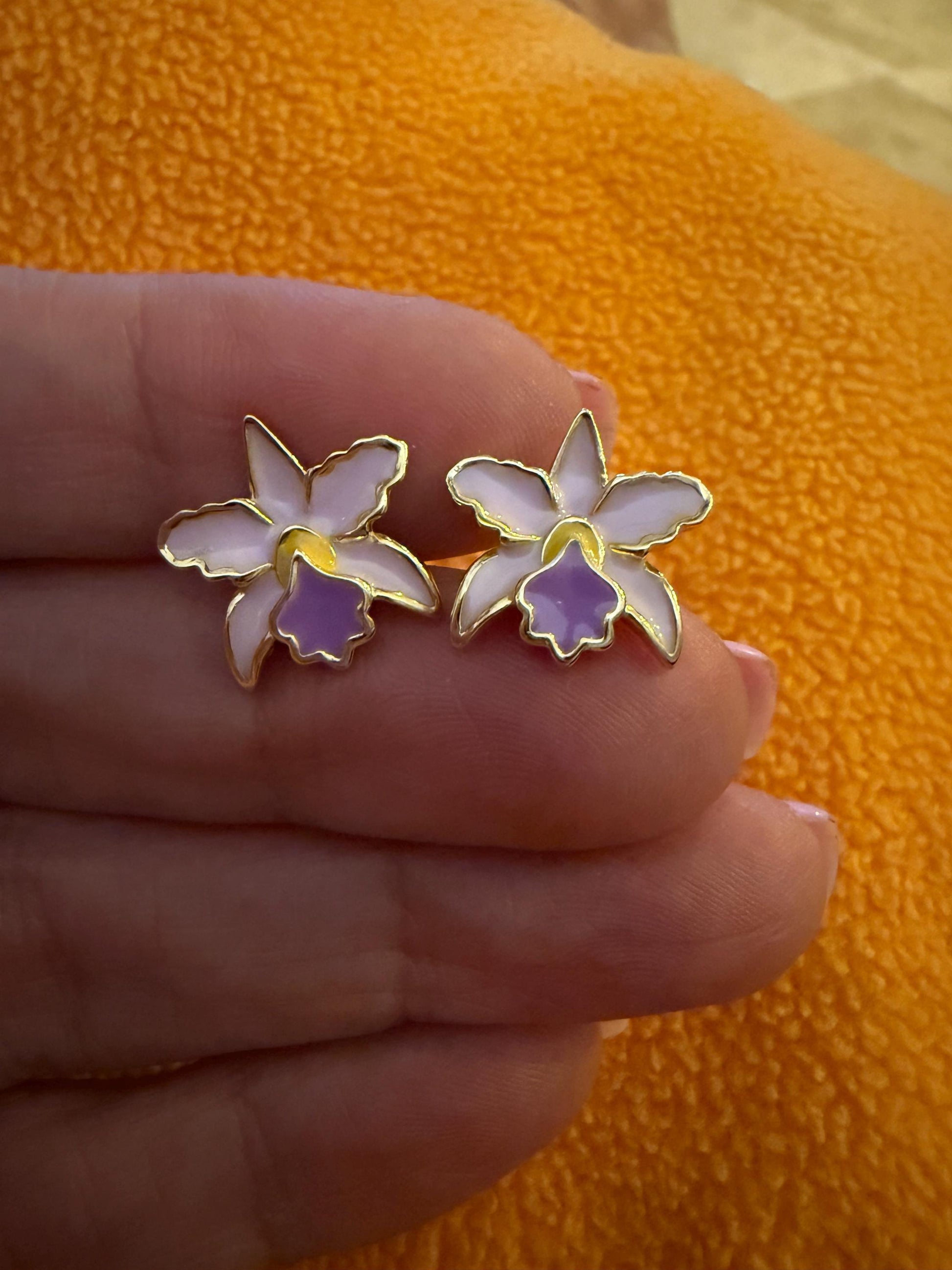 Cattleya Lavendar Orchid Earrings • La Colombiana Inspired Collection